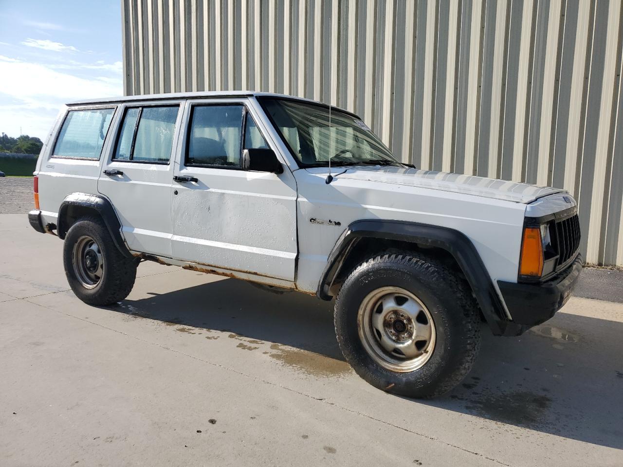 1993 Jeep Cherokee White vin: 1J4FJ28S1PL612235