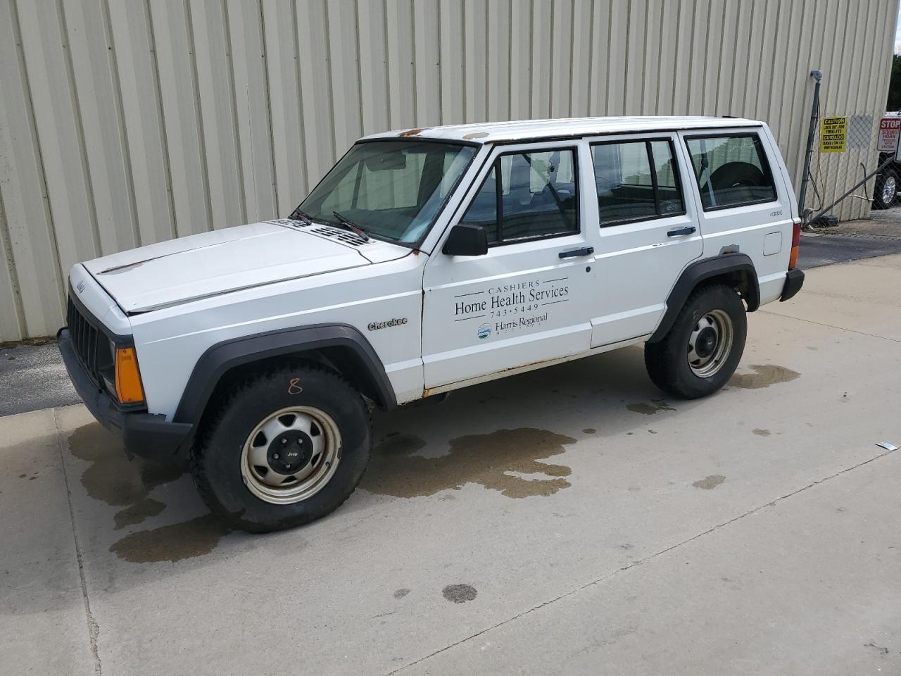 1993 Jeep Cherokee White vin: 1J4FJ28S1PL612235 Damage: Left Rocker Panel, Rust, > 12 inches