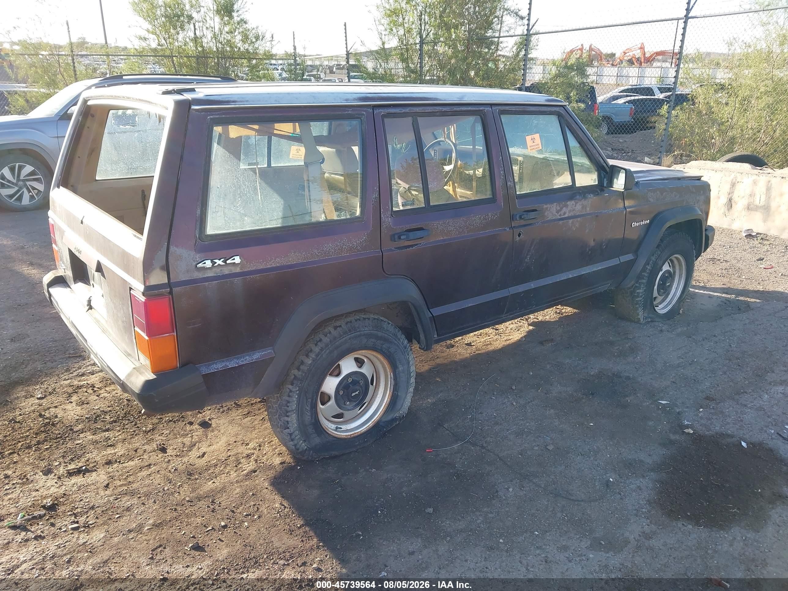 1992 Jeep Cherokee   Burgundy vin: 1J4FJ28S3NL222380