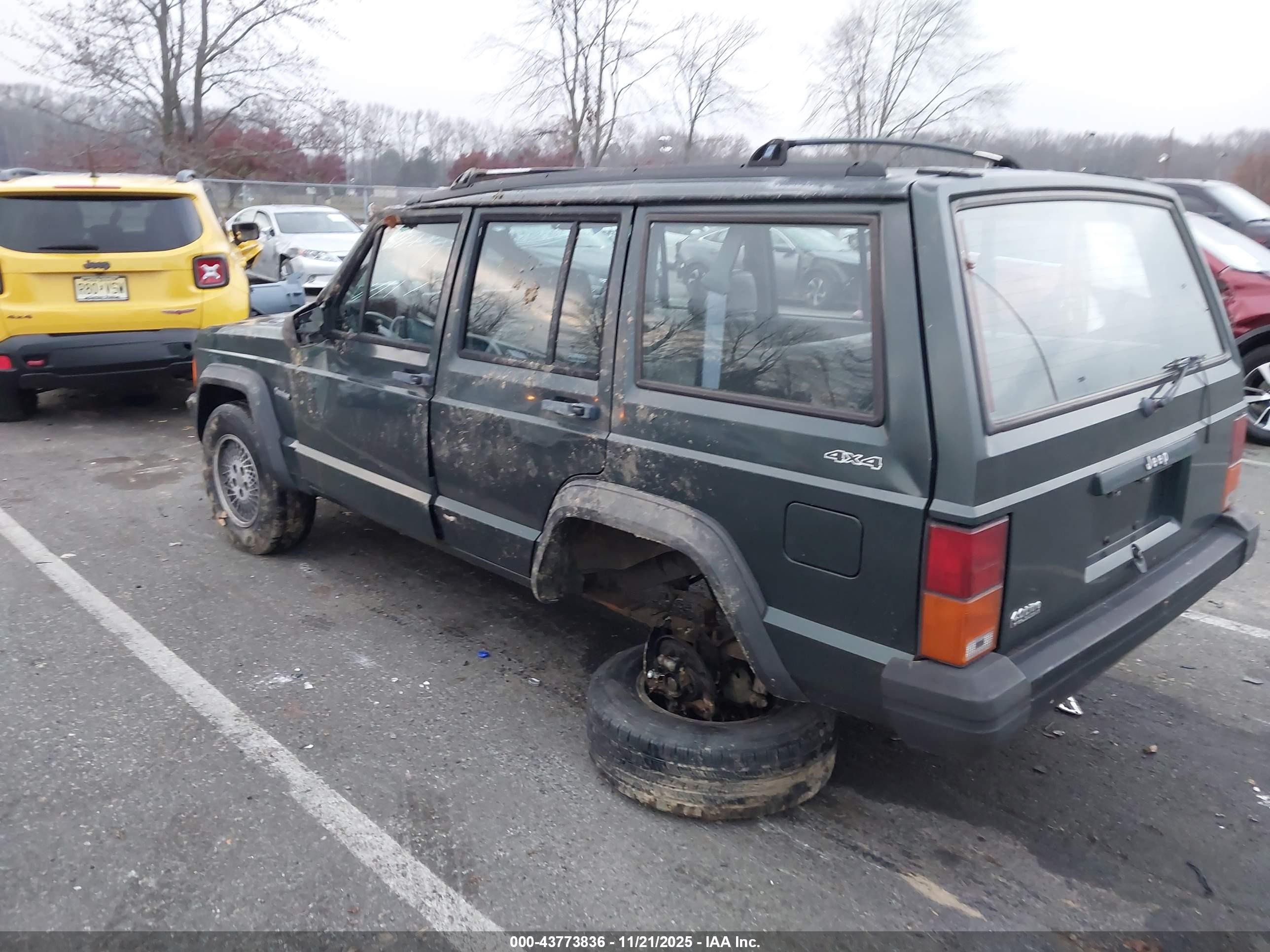 1993 Jeep Cherokee   Green vin: 1J4FJ28S3PL538607