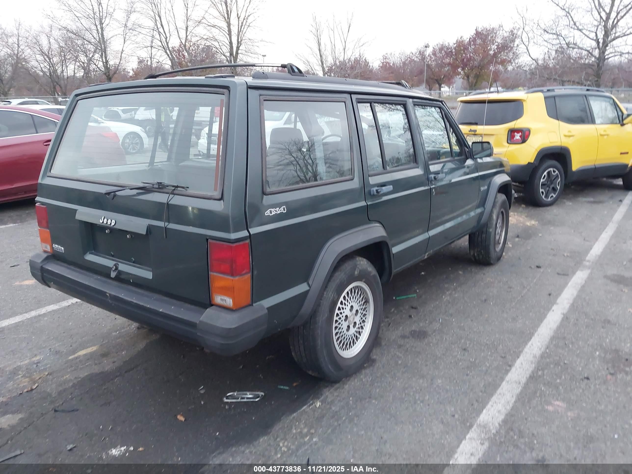 1993 Jeep Cherokee   Green vin: 1J4FJ28S3PL538607
