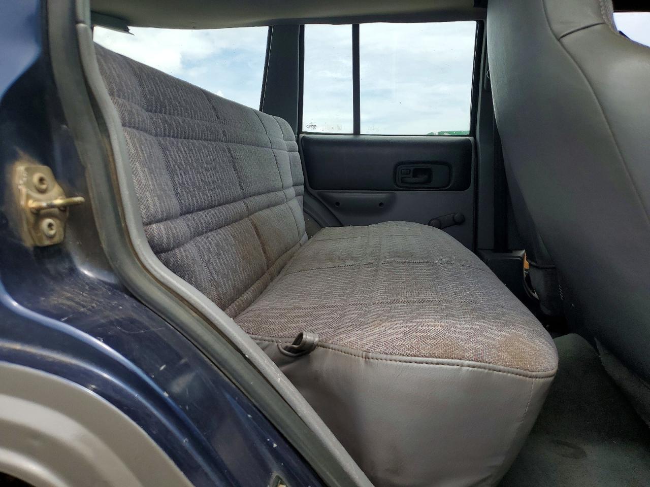 1997 Jeep Cherokee Se Gray vin: 1J4FJ28S3VL566629