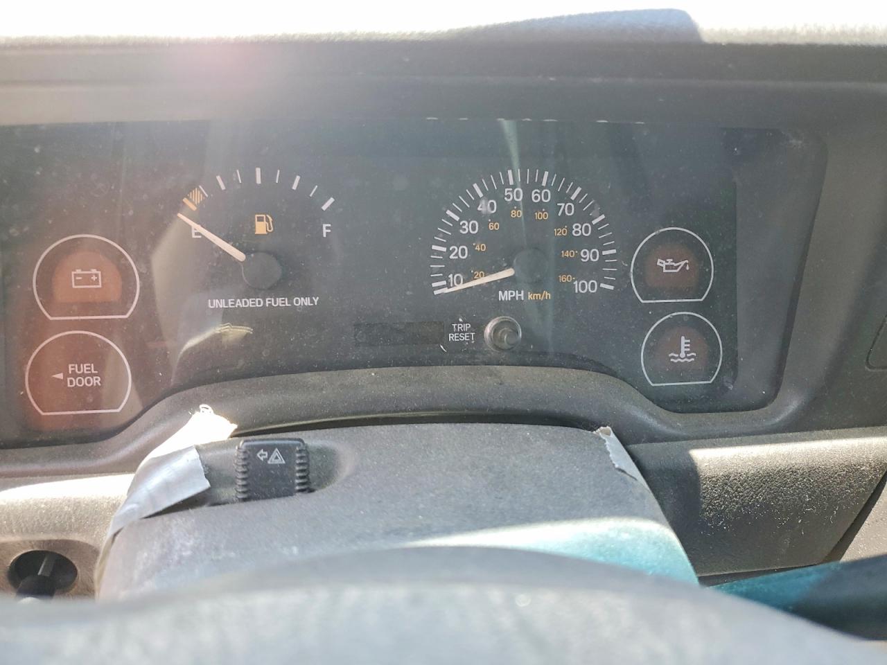 1998 Jeep Cherokee Se Белый vin: 1J4FJ28S9WL152272