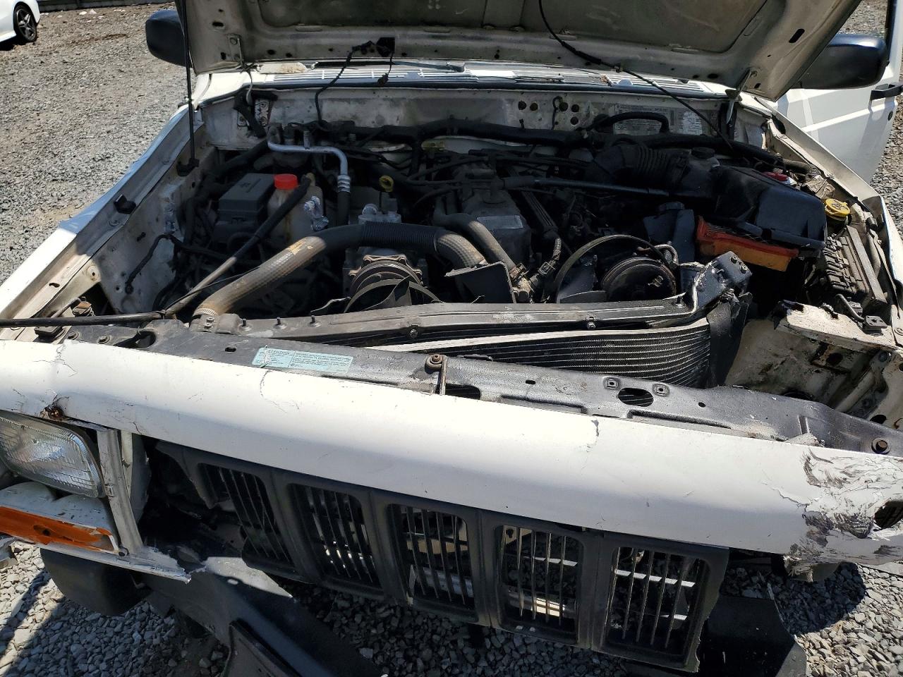 1998 Jeep Cherokee Se Белый vin: 1J4FJ28S9WL152272