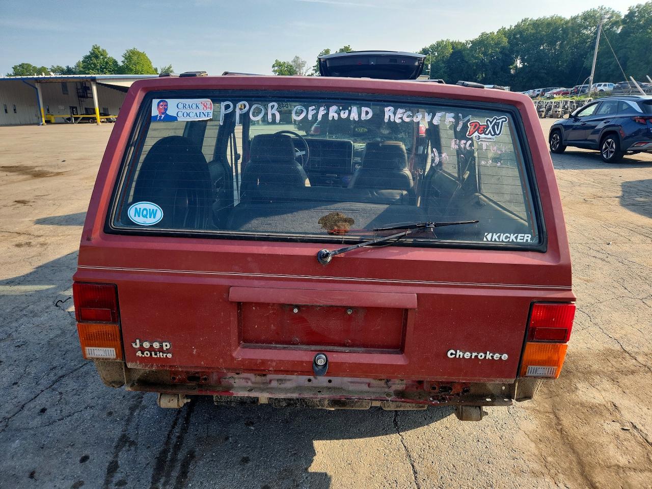 1990 Jeep Cherokee Pioneer Красный vin: 1J4FJ38L5LL279028