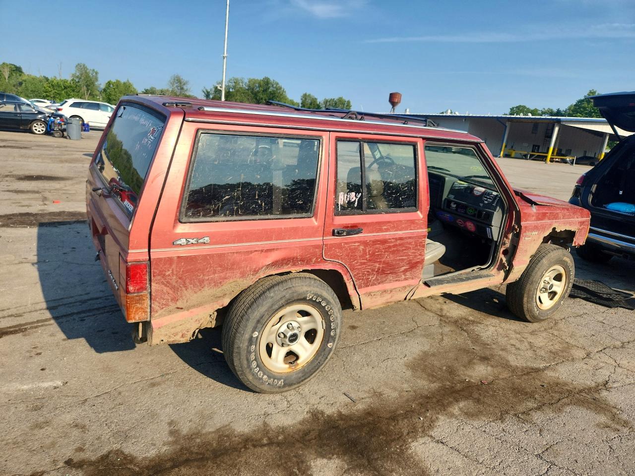 1990 Jeep Cherokee Pioneer Красный vin: 1J4FJ38L5LL279028