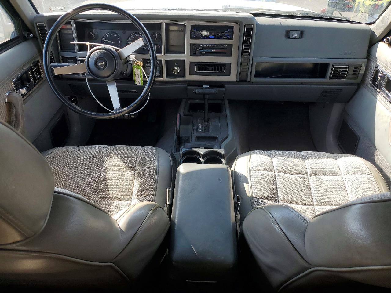1990 Jeep Cherokee Laredo Black vin: 1J4FJ57L0LL286627