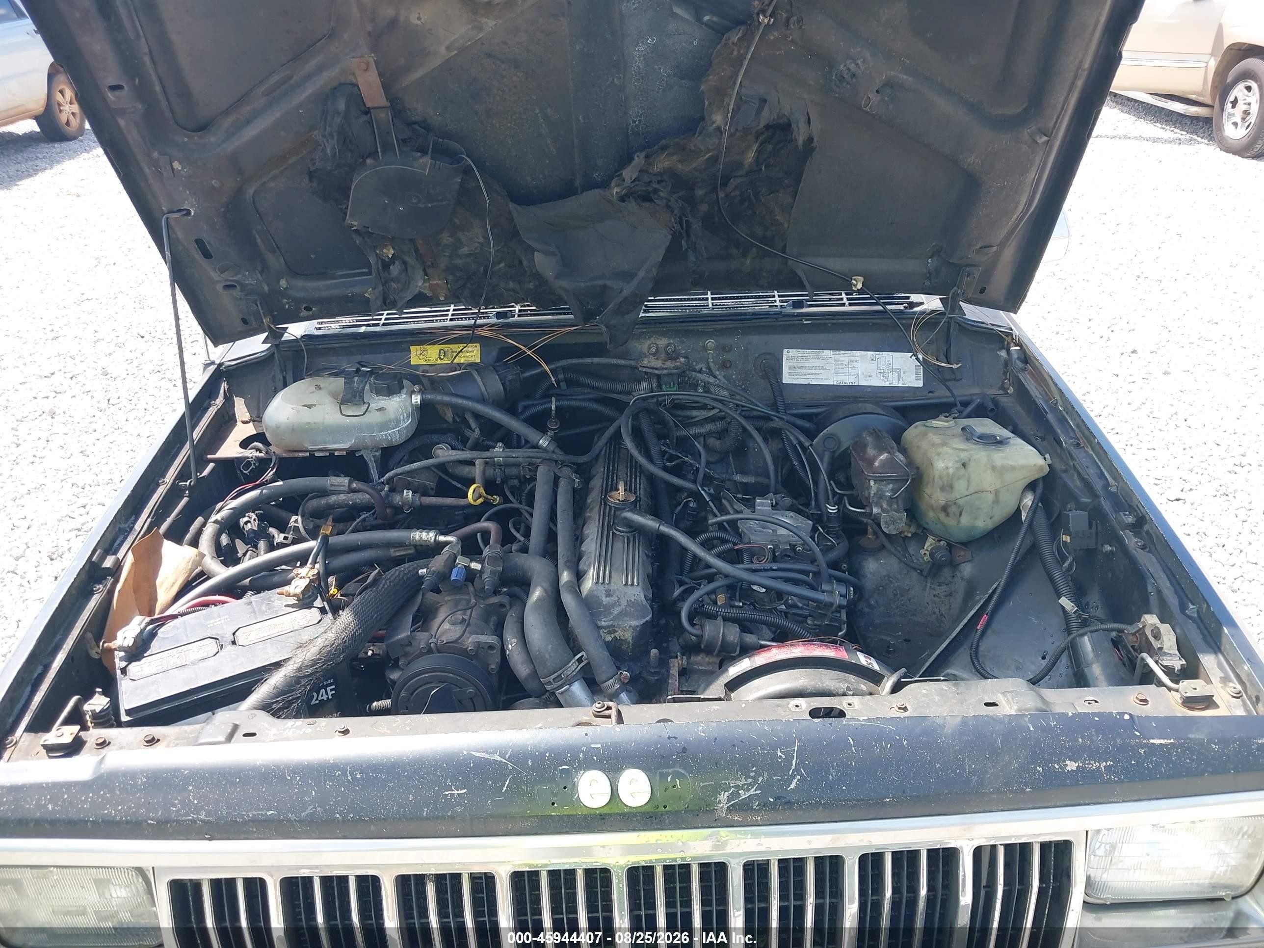 1990 Jeep Cherokee Laredo Black vin: 1J4FJ58L4LL251457