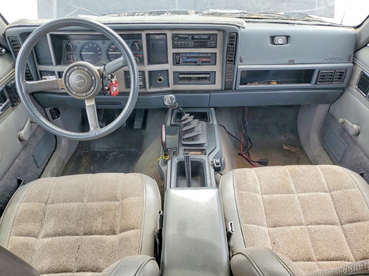 1989 Jeep Cherokee Laredo Black vin: 1J4FJ58L6KL596486