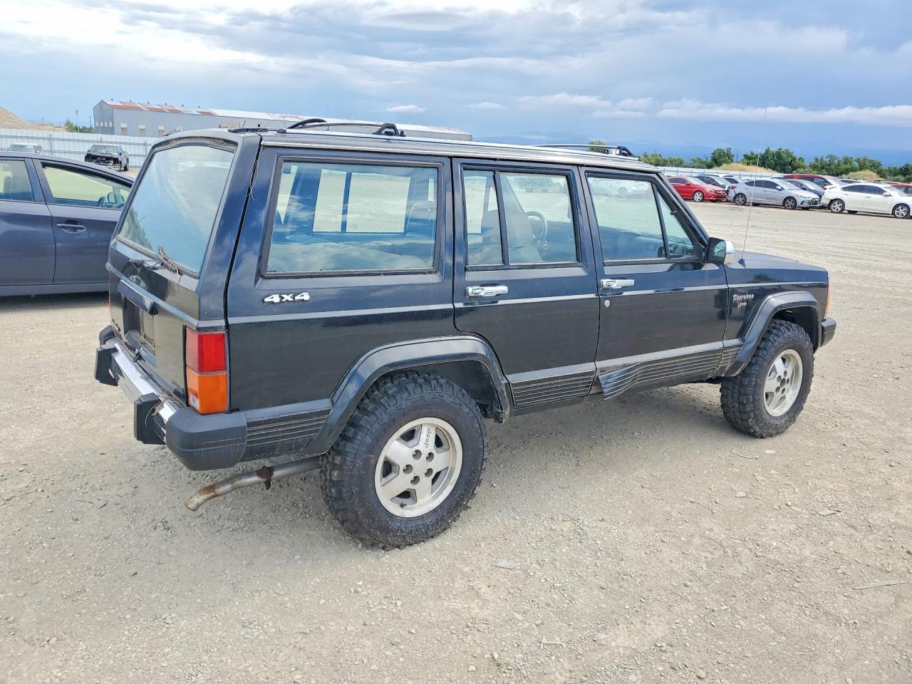 1989 Jeep Cherokee Laredo Black vin: 1J4FJ58L6KL596486