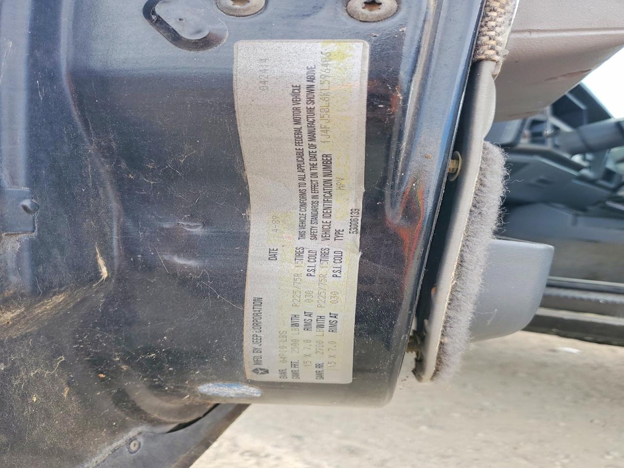 1989 Jeep Cherokee Laredo Black vin: 1J4FJ58L6KL596486