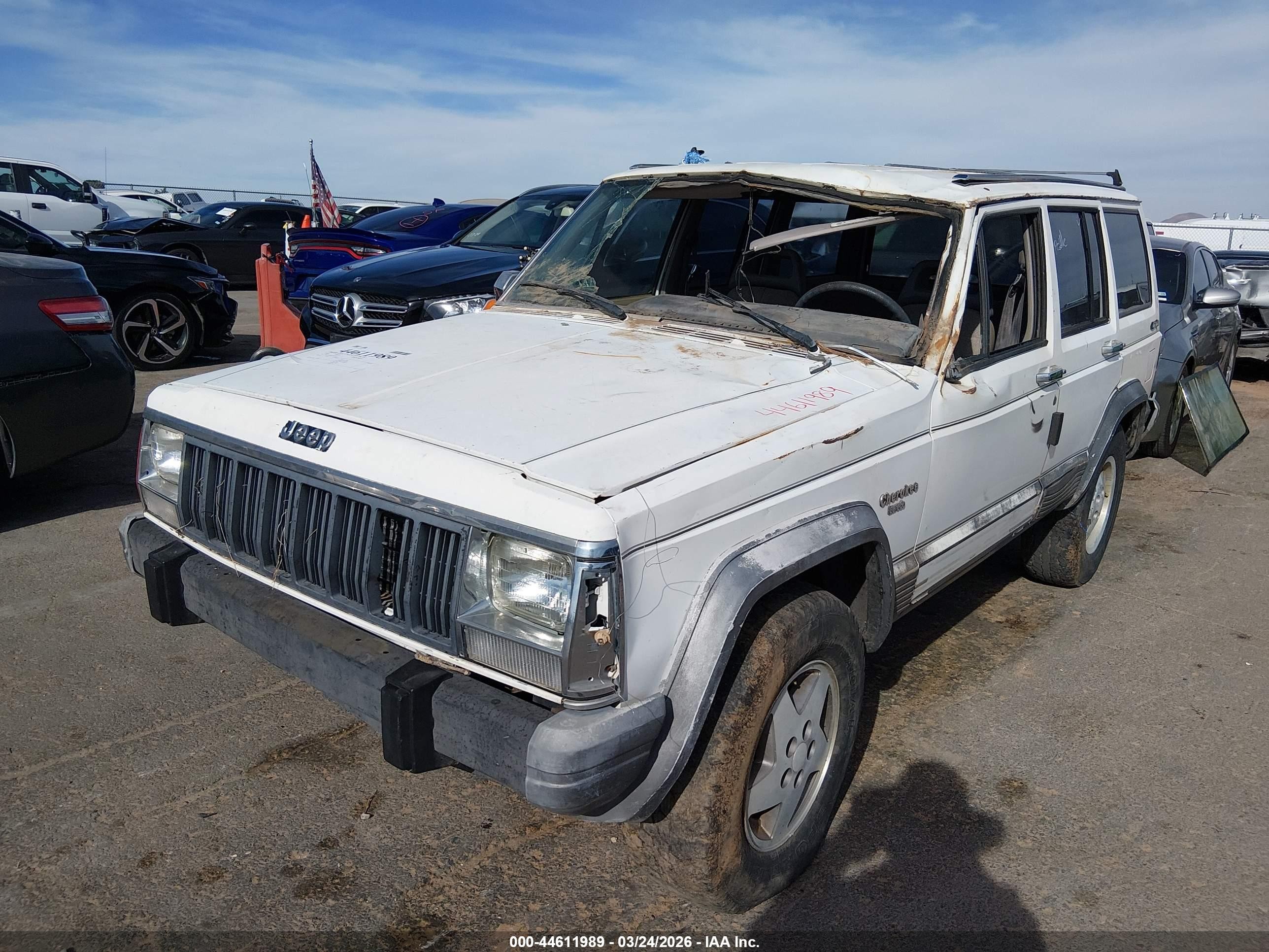 1989 Jeep Cherokee Laredo Белый vin: 1J4FJ58L9KL430303