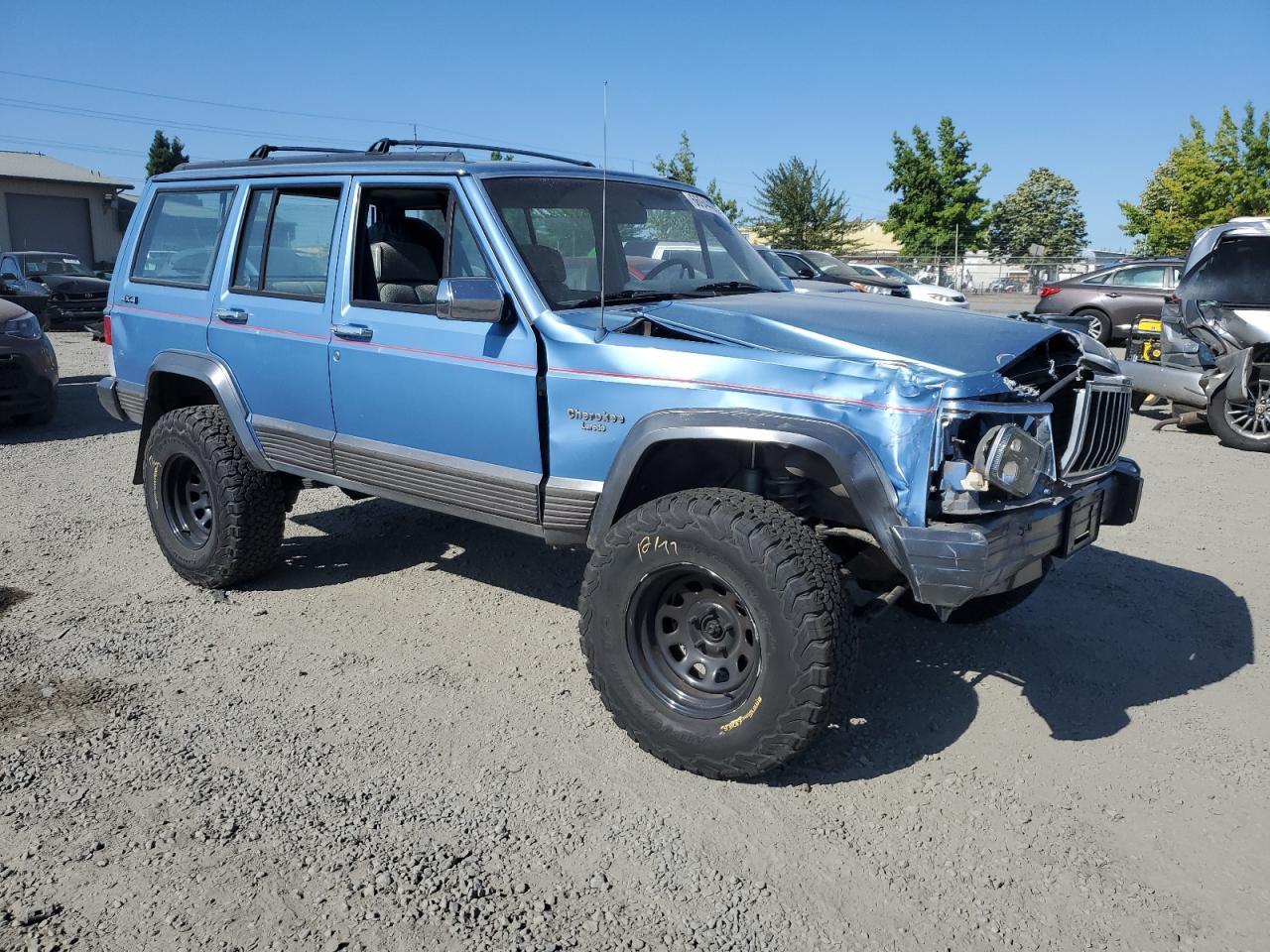 1992 Jeep Cherokee Laredo Blue vin: 1J4FJ58S4NL219909