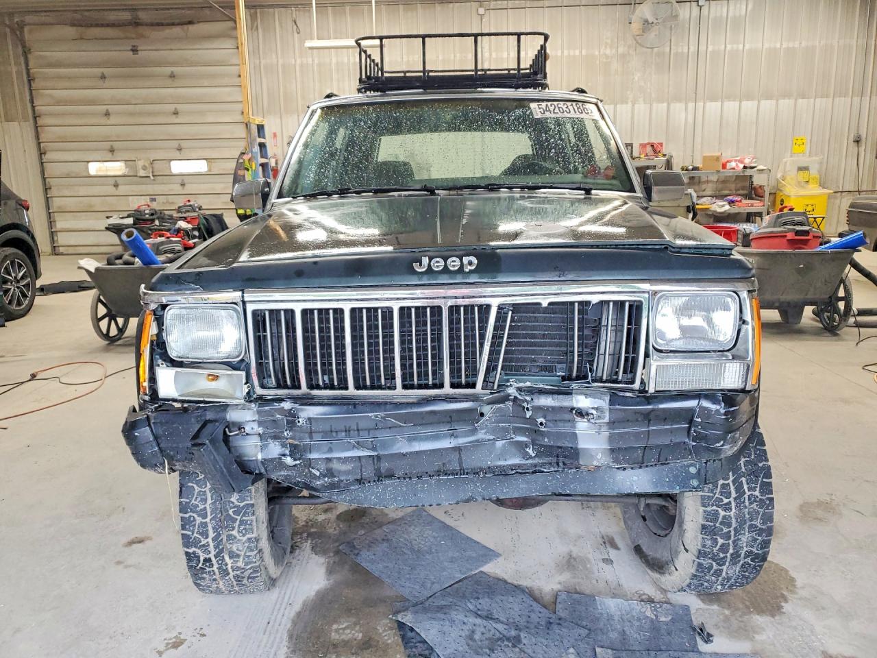 1992 Jeep Cherokee Laredo Green vin: 1J4FJ58S7NL165375