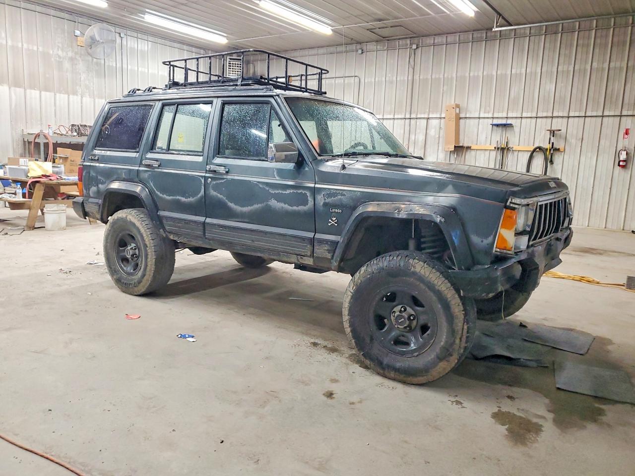 1992 Jeep Cherokee Laredo Green vin: 1J4FJ58S7NL165375
