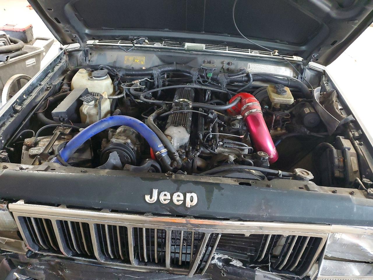 1992 Jeep Cherokee Laredo Green vin: 1J4FJ58S7NL165375