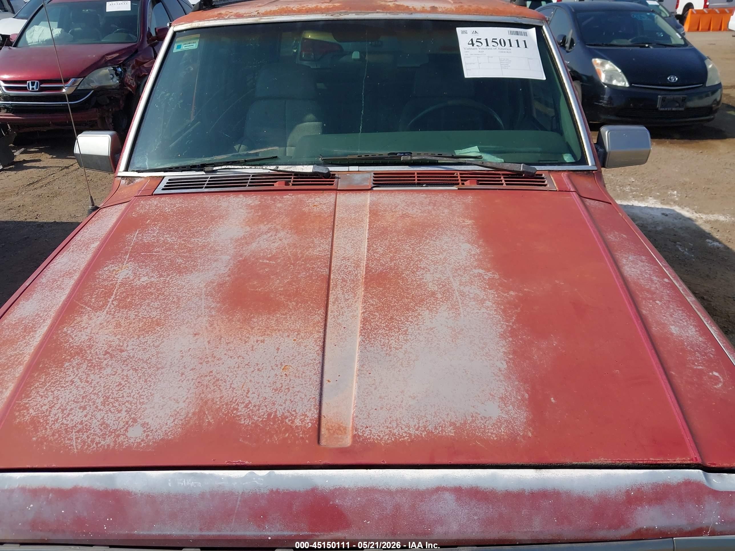 1991 Jeep Cherokee Laredo Red vin: 1J4FJ58S9ML637154