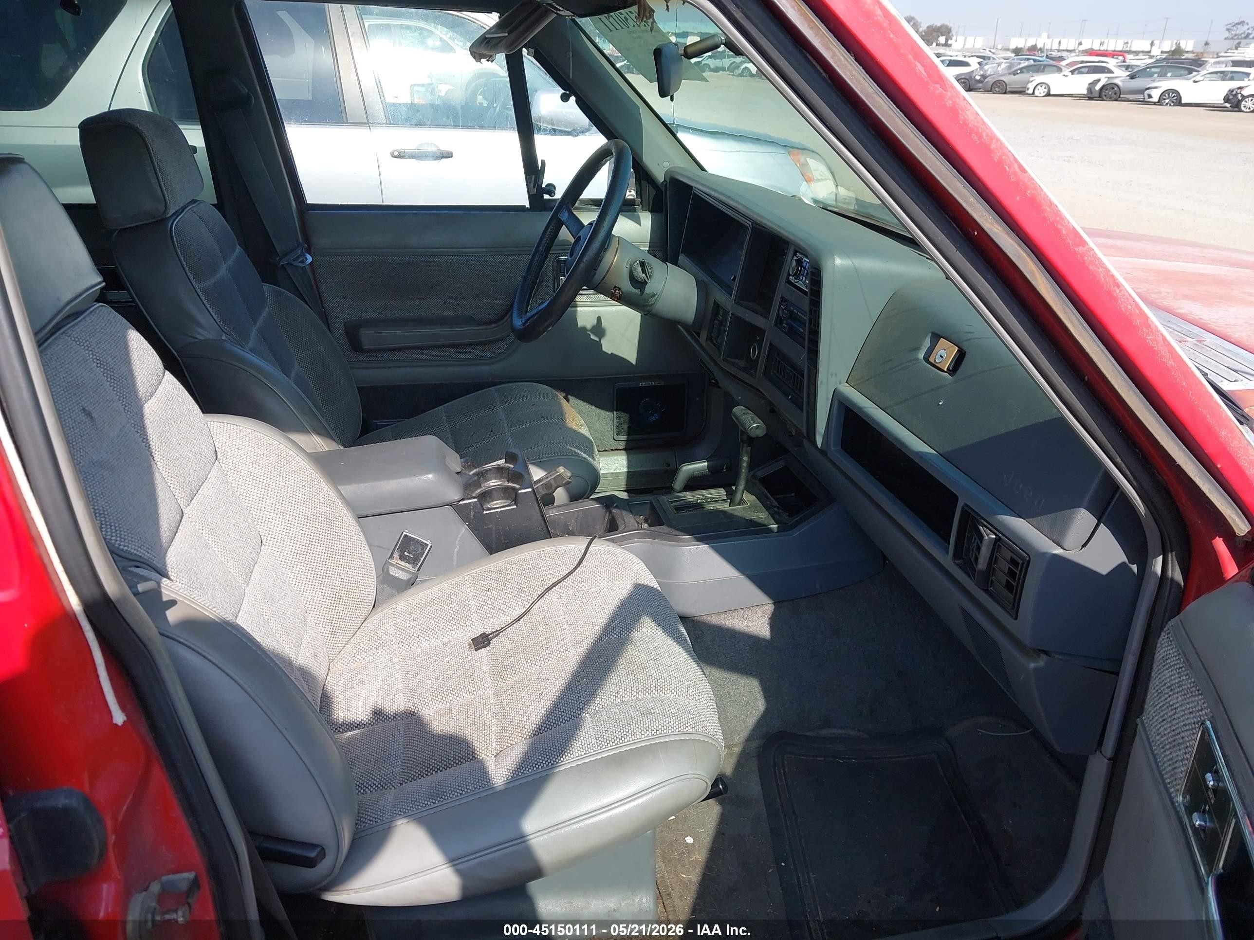 1991 Jeep Cherokee Laredo Red vin: 1J4FJ58S9ML637154