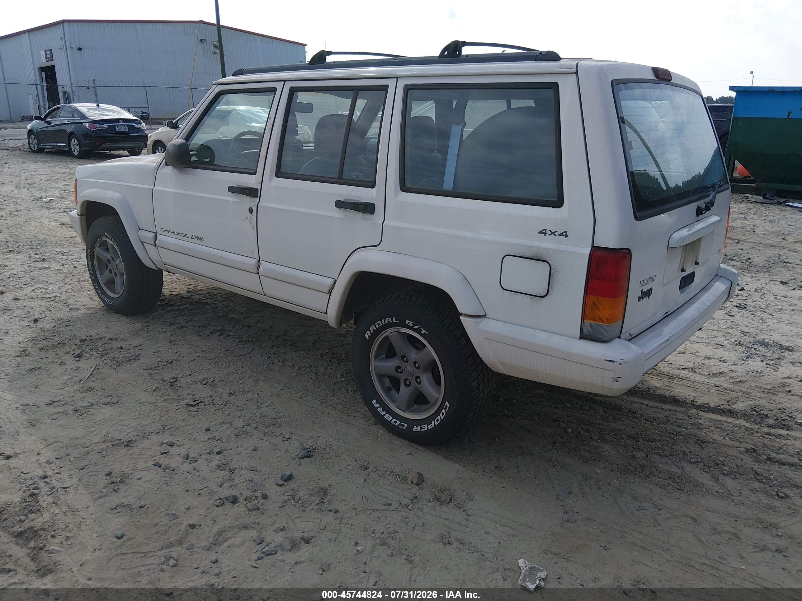 1998 Jeep Cherokee Classic/sport White vin: 1J4FJ68S0WL275742