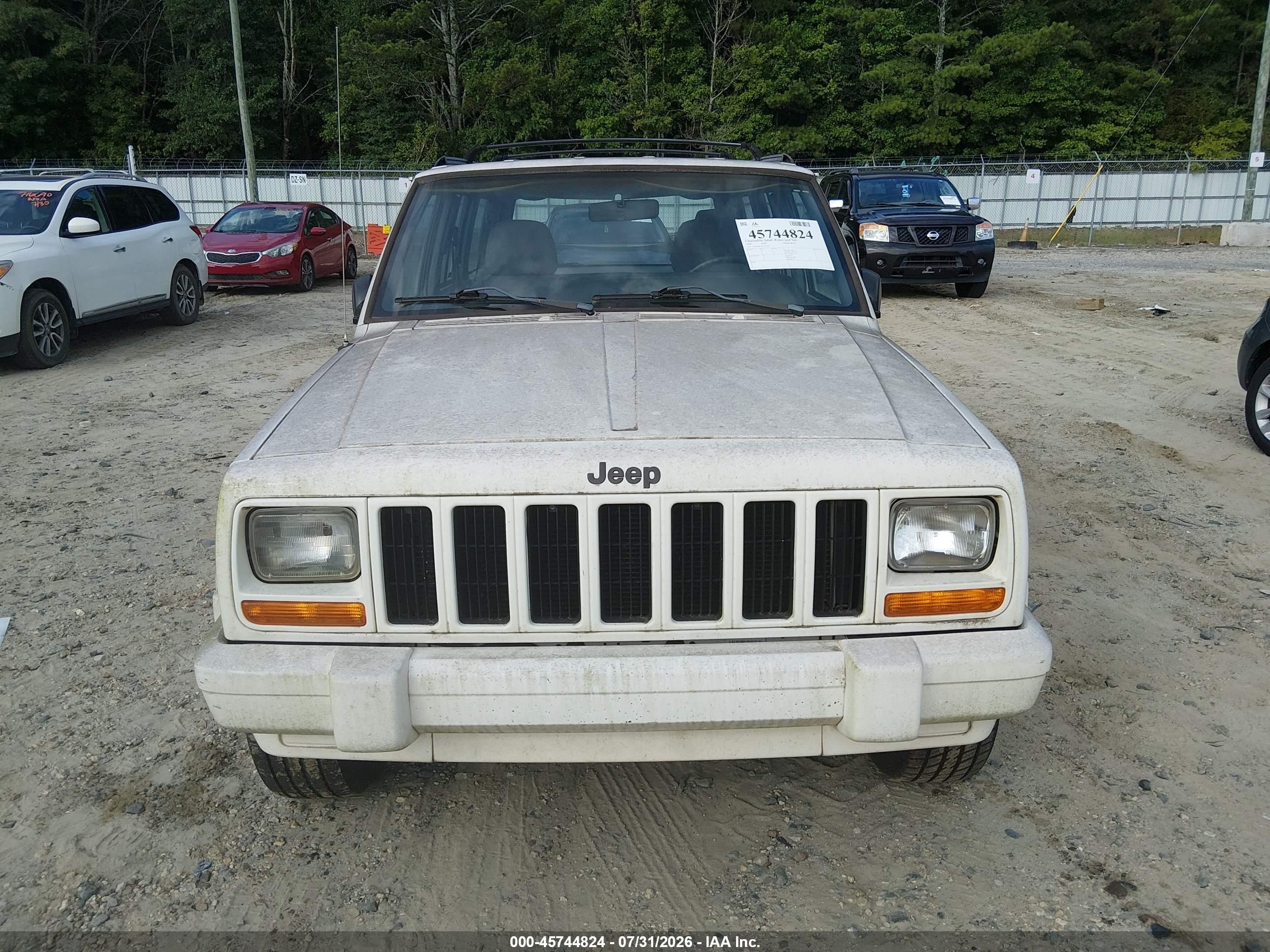 1998 Jeep Cherokee Classic/sport White vin: 1J4FJ68S0WL275742