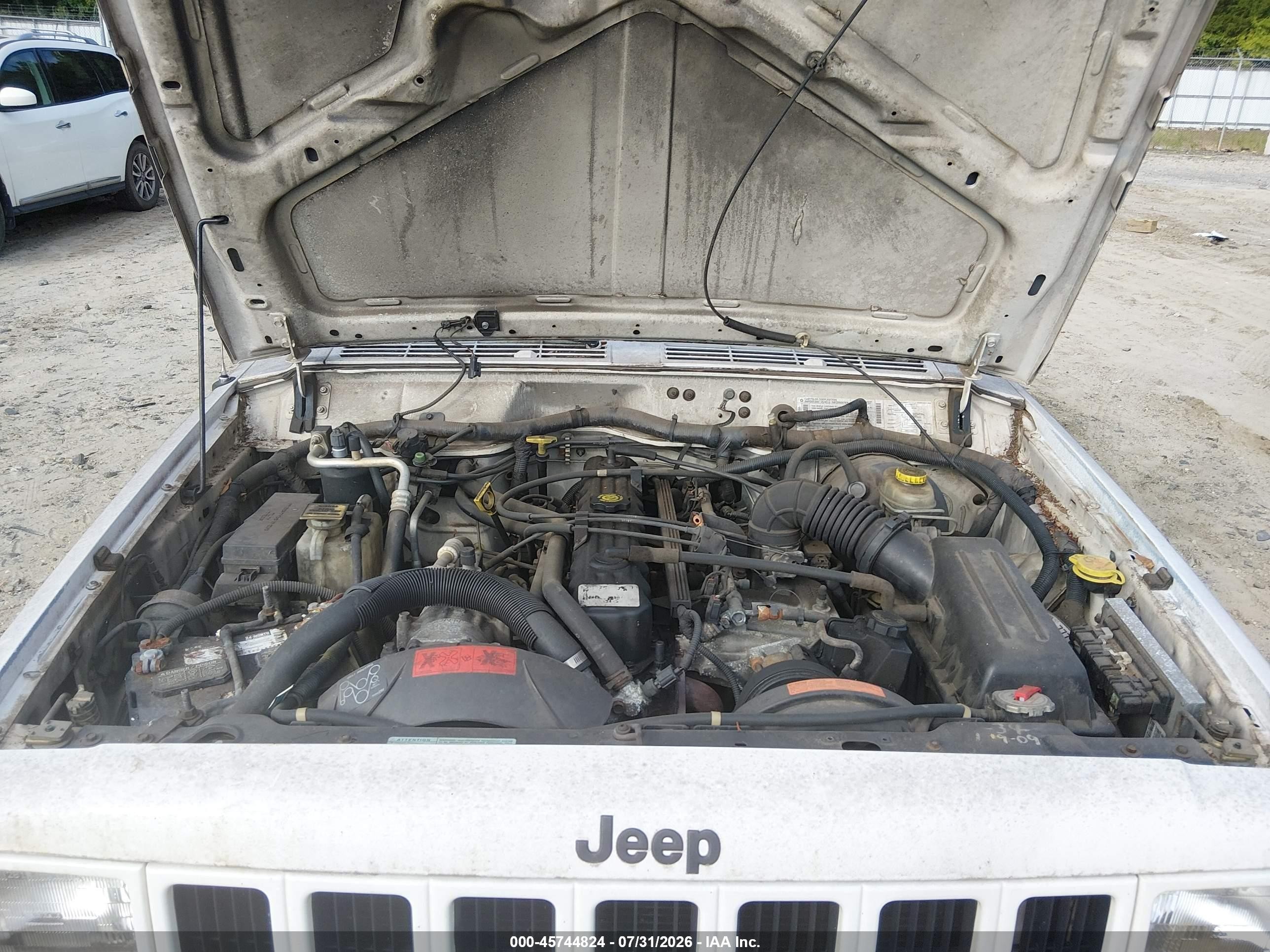 1998 Jeep Cherokee Classic/sport White vin: 1J4FJ68S0WL275742