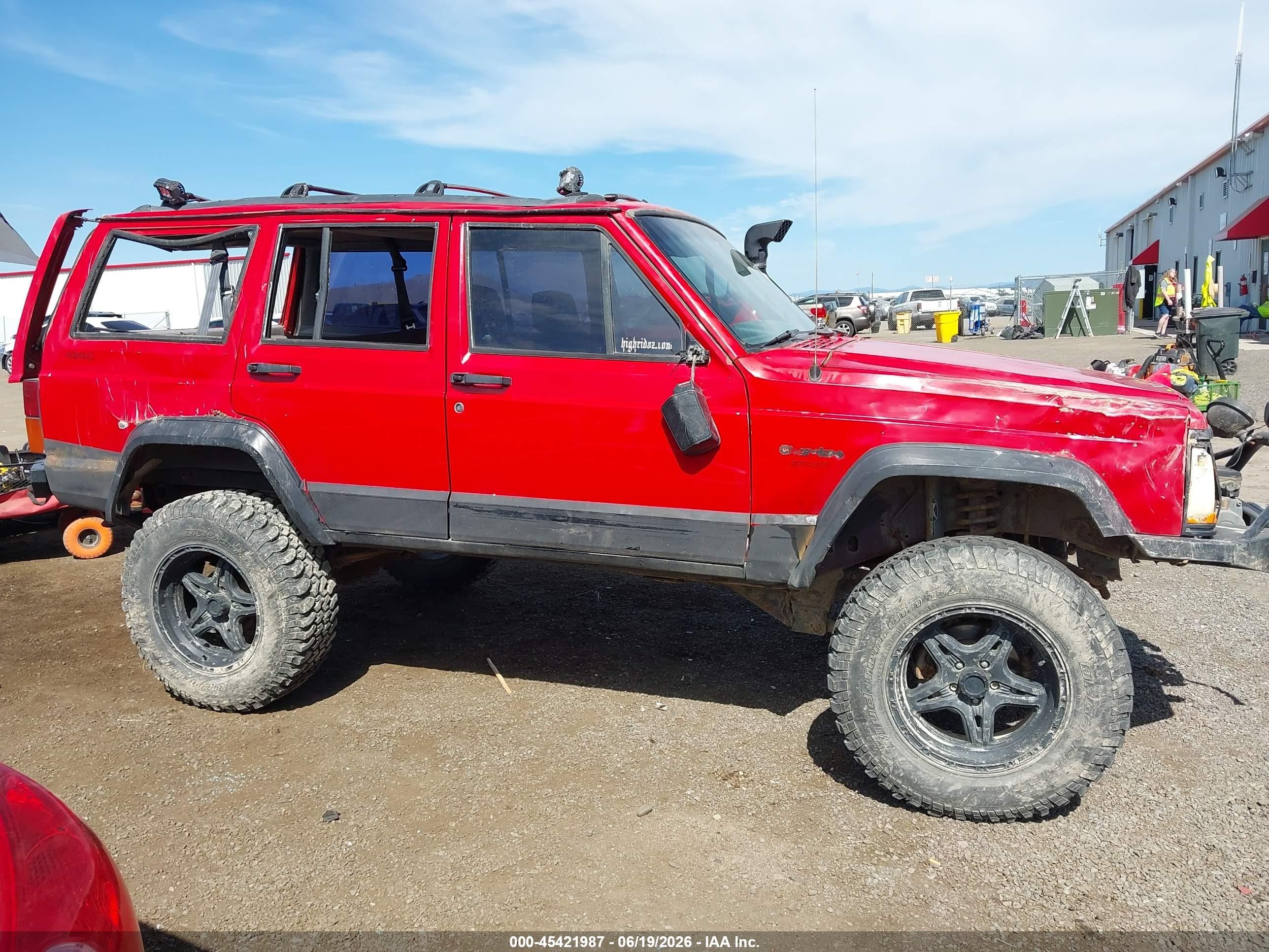 1994 Jeep Cherokee Sport Red vin: 1J4FJ68S1RL131556