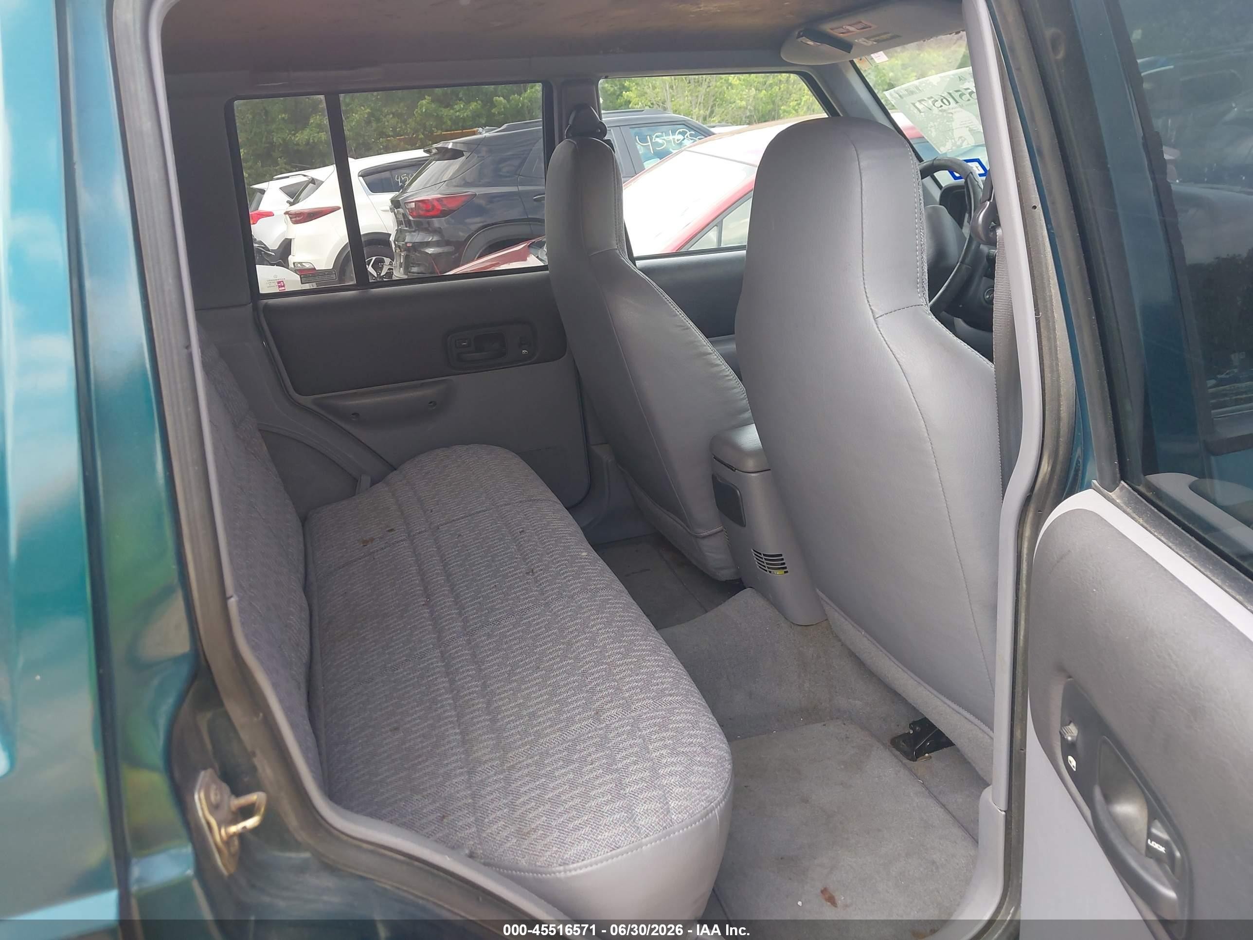 1998 Jeep Cherokee Classic/sport Turquoise vin: 1J4FJ68S1WL219907