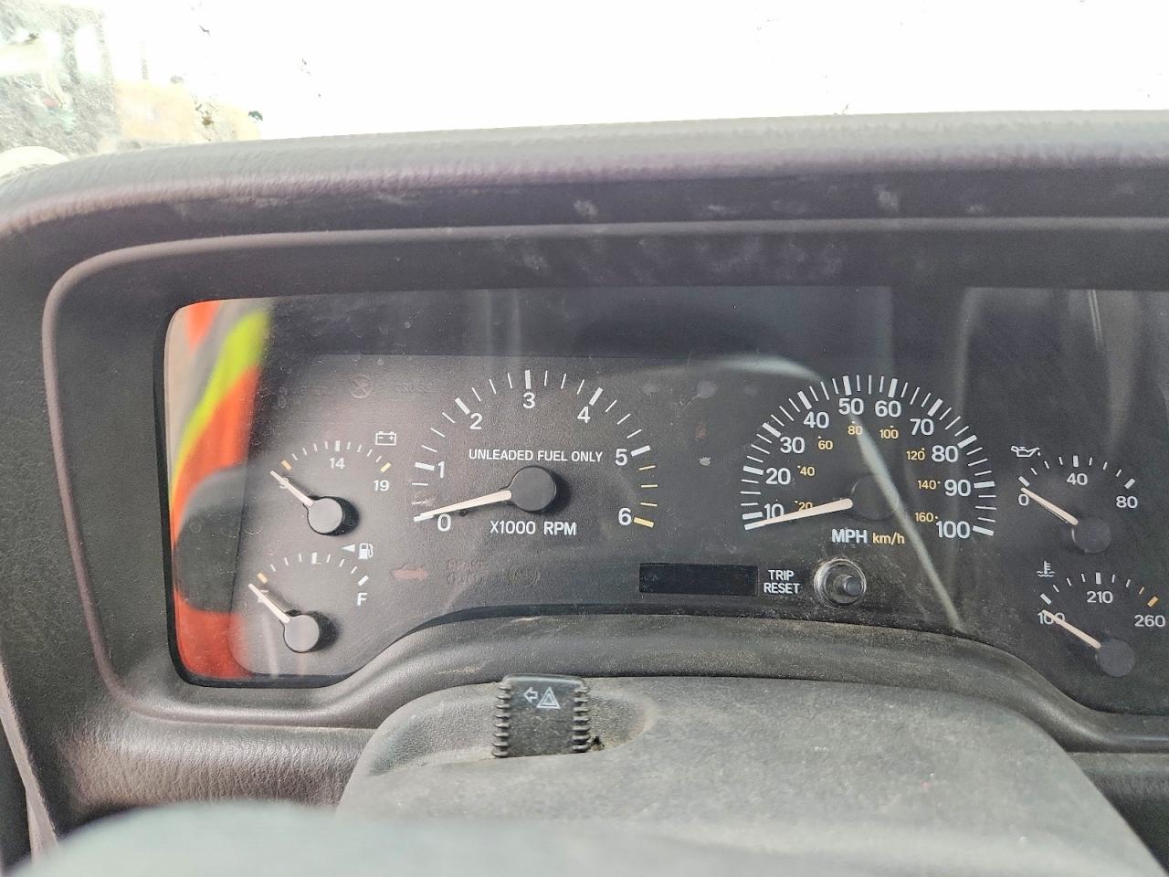 1998 Jeep Cherokee Sport Red vin: 1J4FJ68S2WL231502