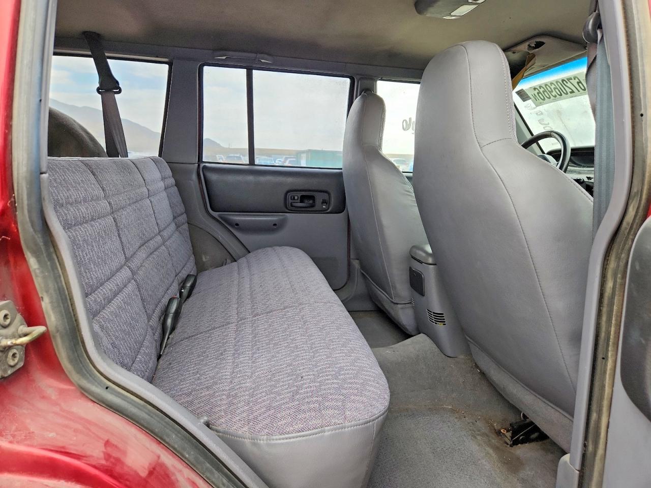 1998 Jeep Cherokee Sport Red vin: 1J4FJ68S2WL231502