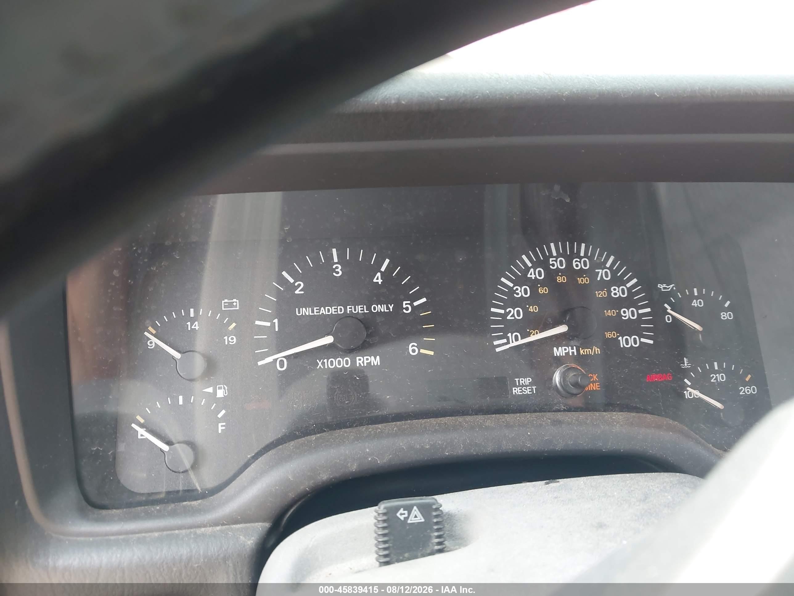 1998 Jeep Cherokee Classic/sport Red vin: 1J4FJ68S2WL236490
