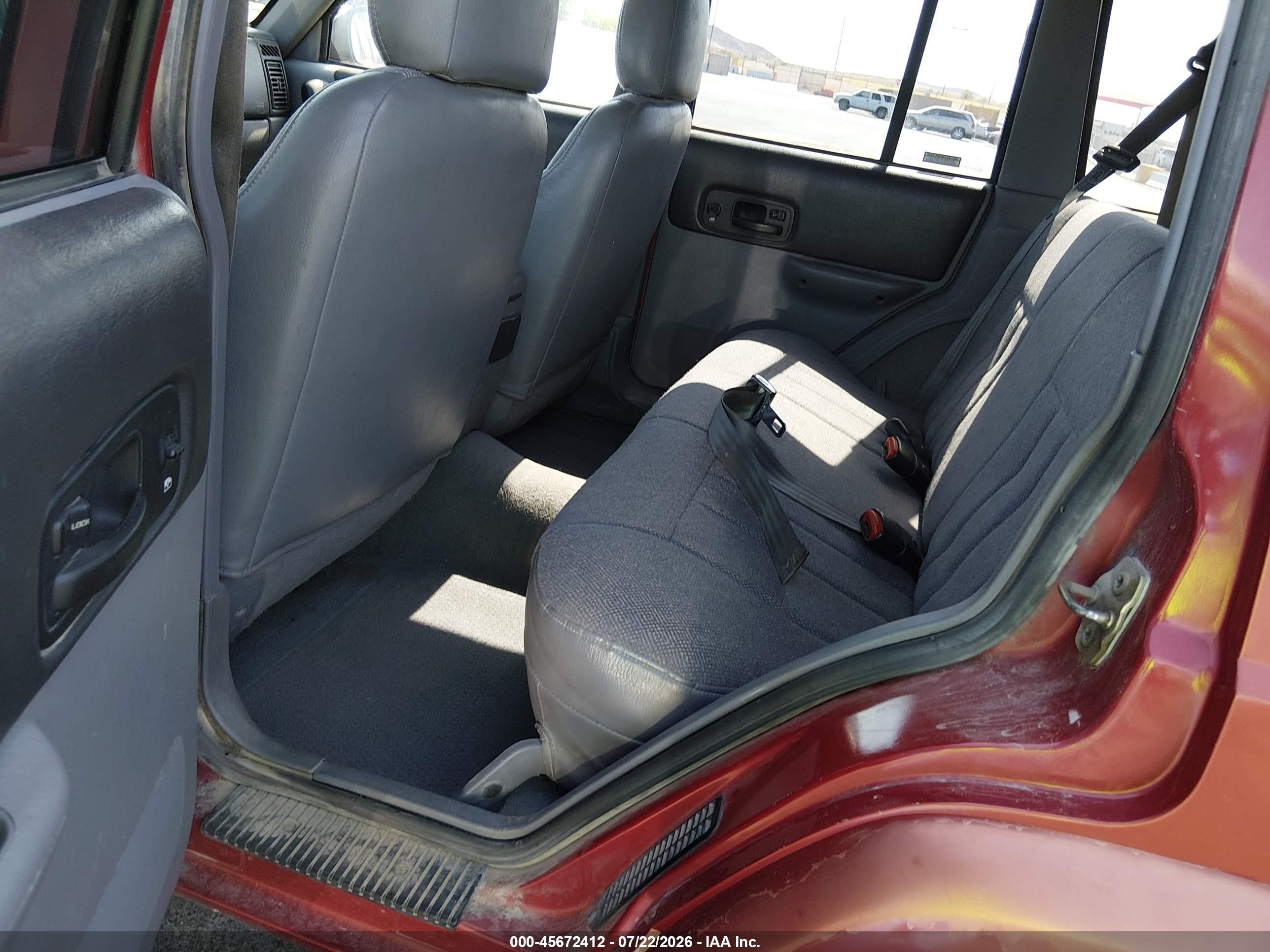 1998 Jeep Cherokee Classic/sport Red vin: 1J4FJ68S2WL269781