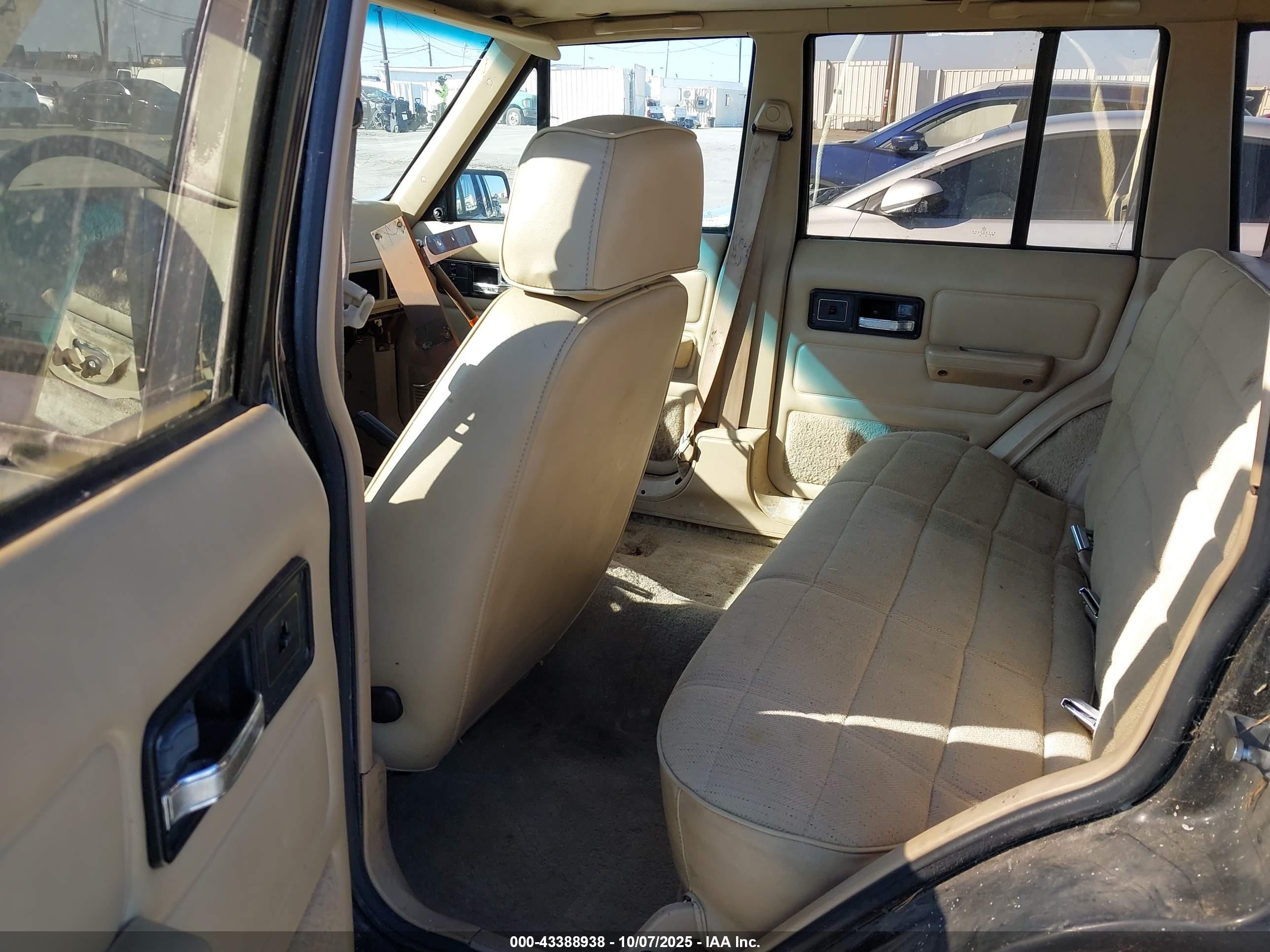 1993 Jeep Cherokee Sport Black vin: 1J4FJ68S3PL587250