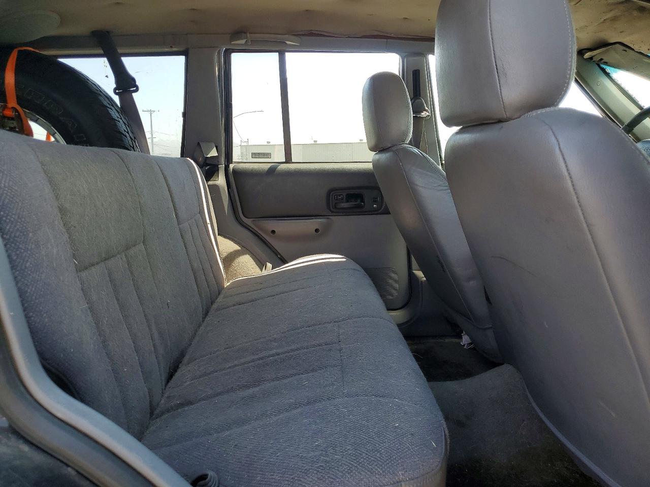 1998 Jeep Cherokee Sport Black vin: 1J4FJ68S3WL104385