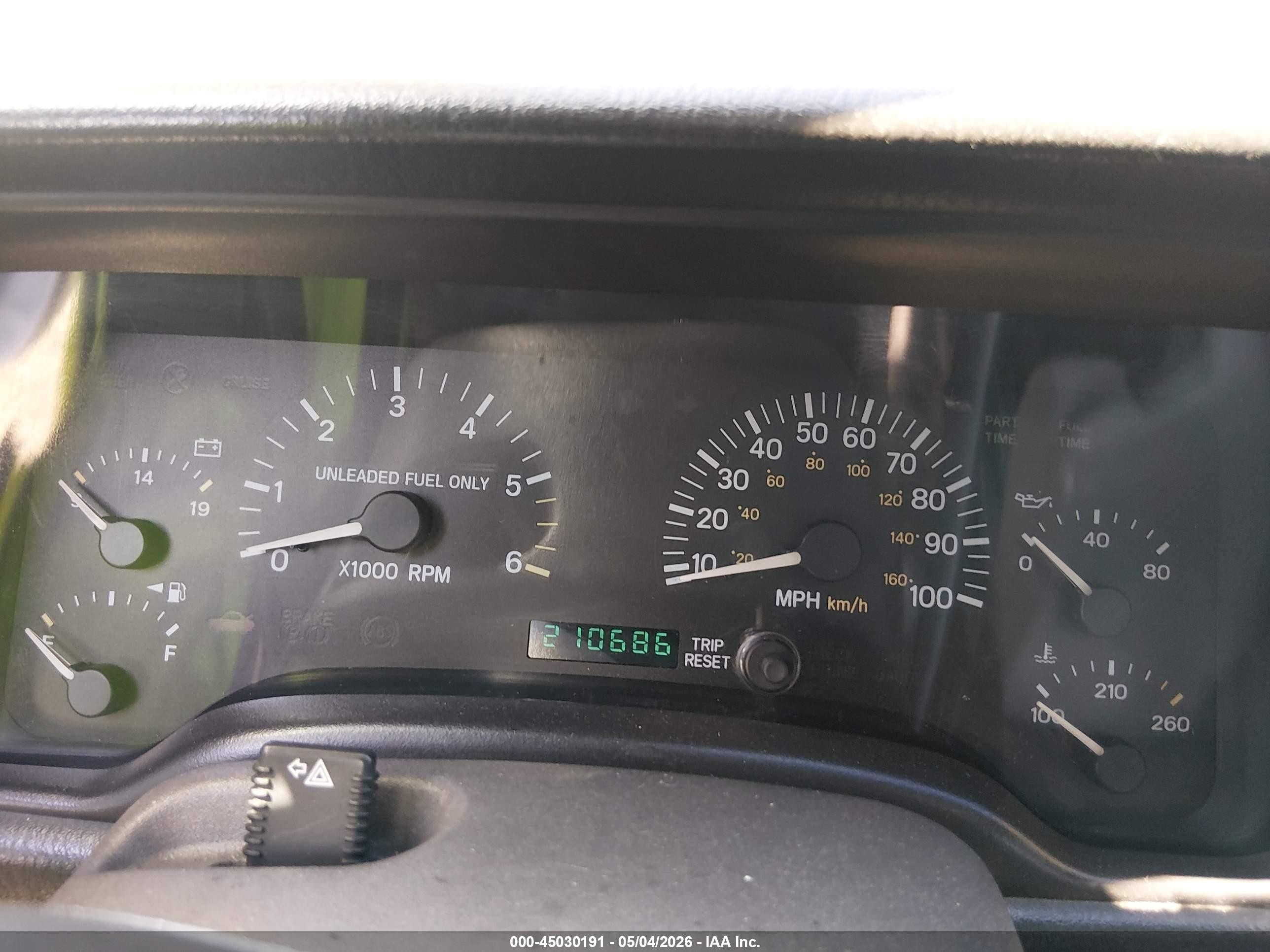 1998 Jeep Cherokee Classic/sport Black vin: 1J4FJ68S3WL190359