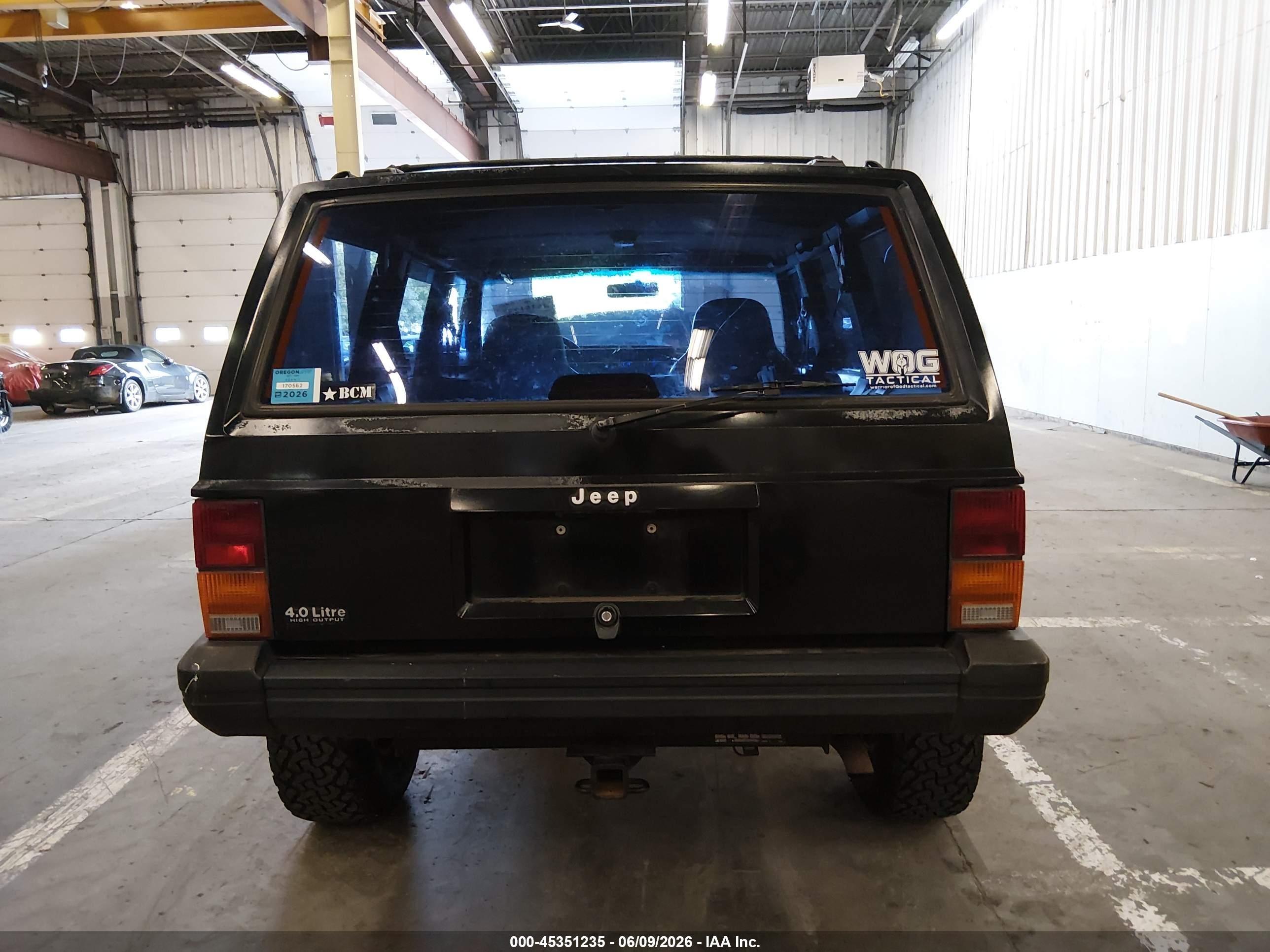 1996 Jeep Cherokee Sport/classic Black vin: 1J4FJ68S4TL240696