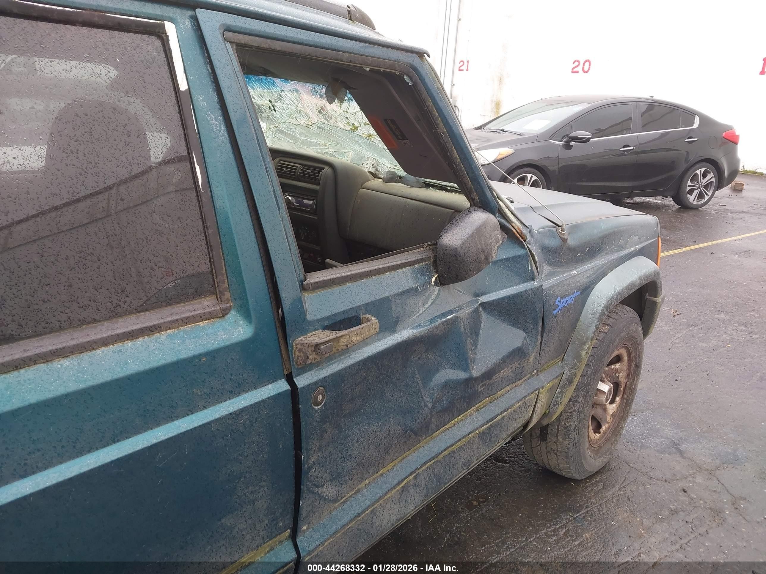 1997 Jeep Cherokee Sport Green vin: 1J4FJ68S4VL584564
