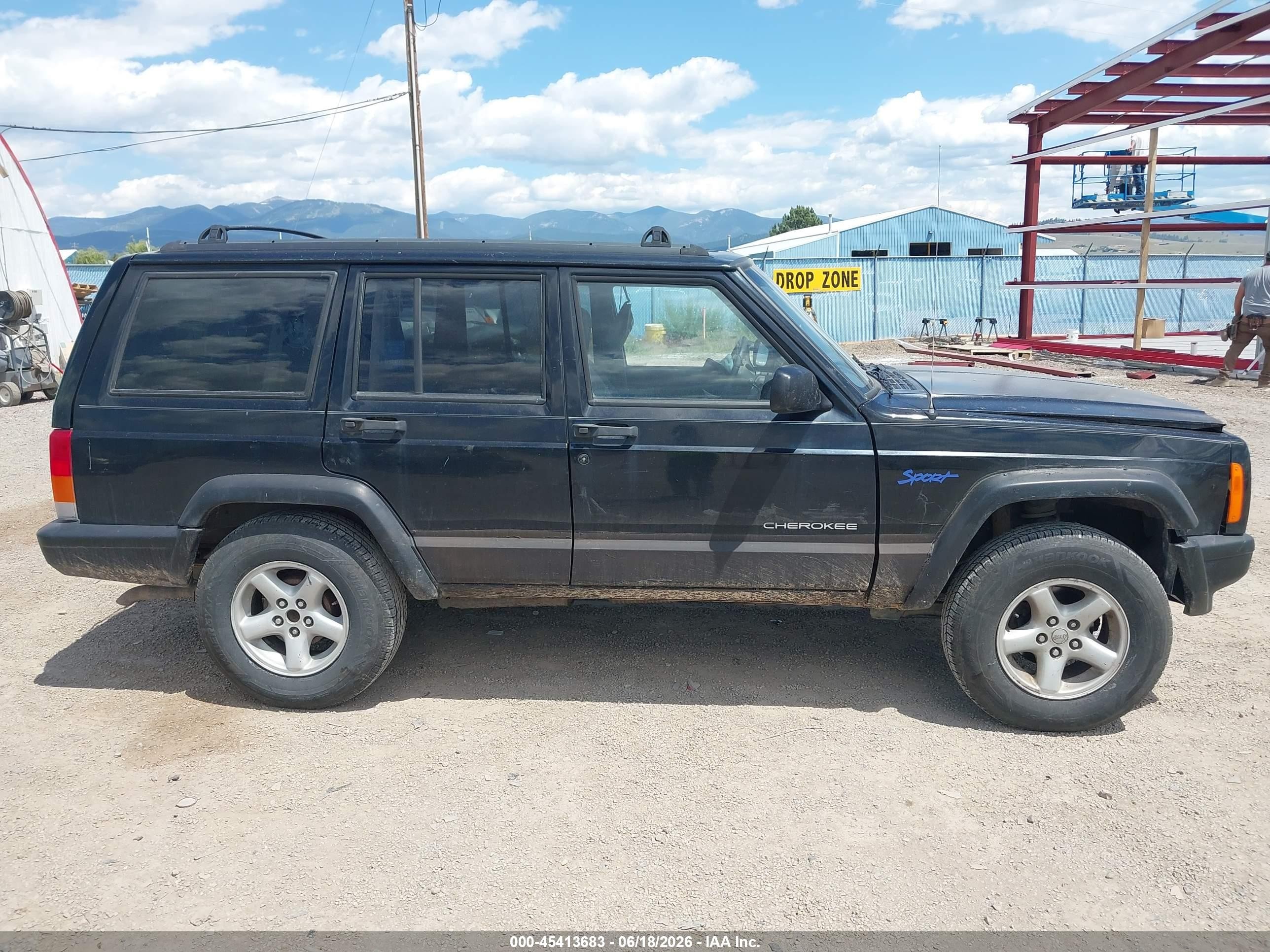 1998 Jeep Cherokee Classic/sport Black vin: 1J4FJ68S4WL209582