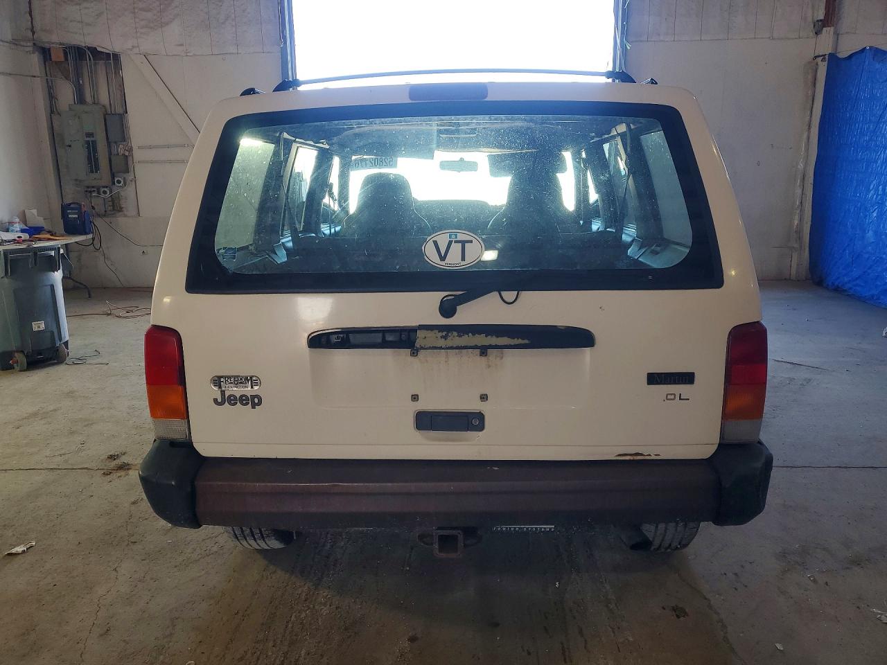 1998 Jeep Cherokee Sport White vin: 1J4FJ68S4WL255333