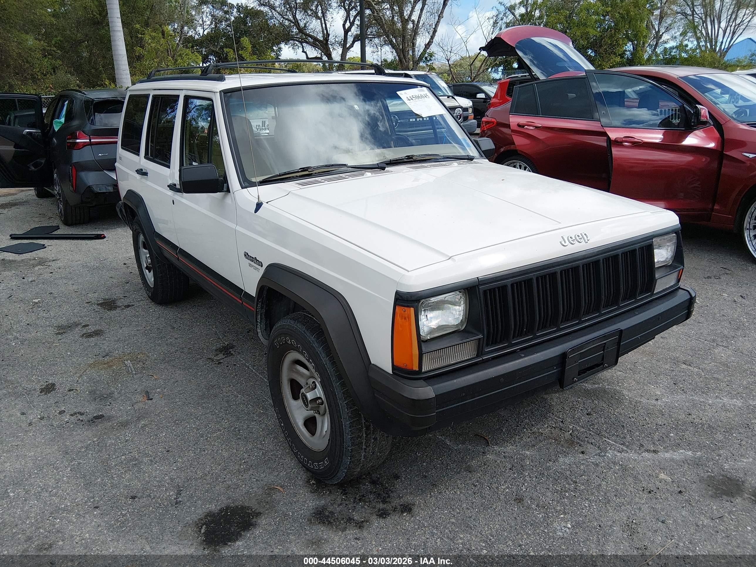 1J4FJ68S5TL160582