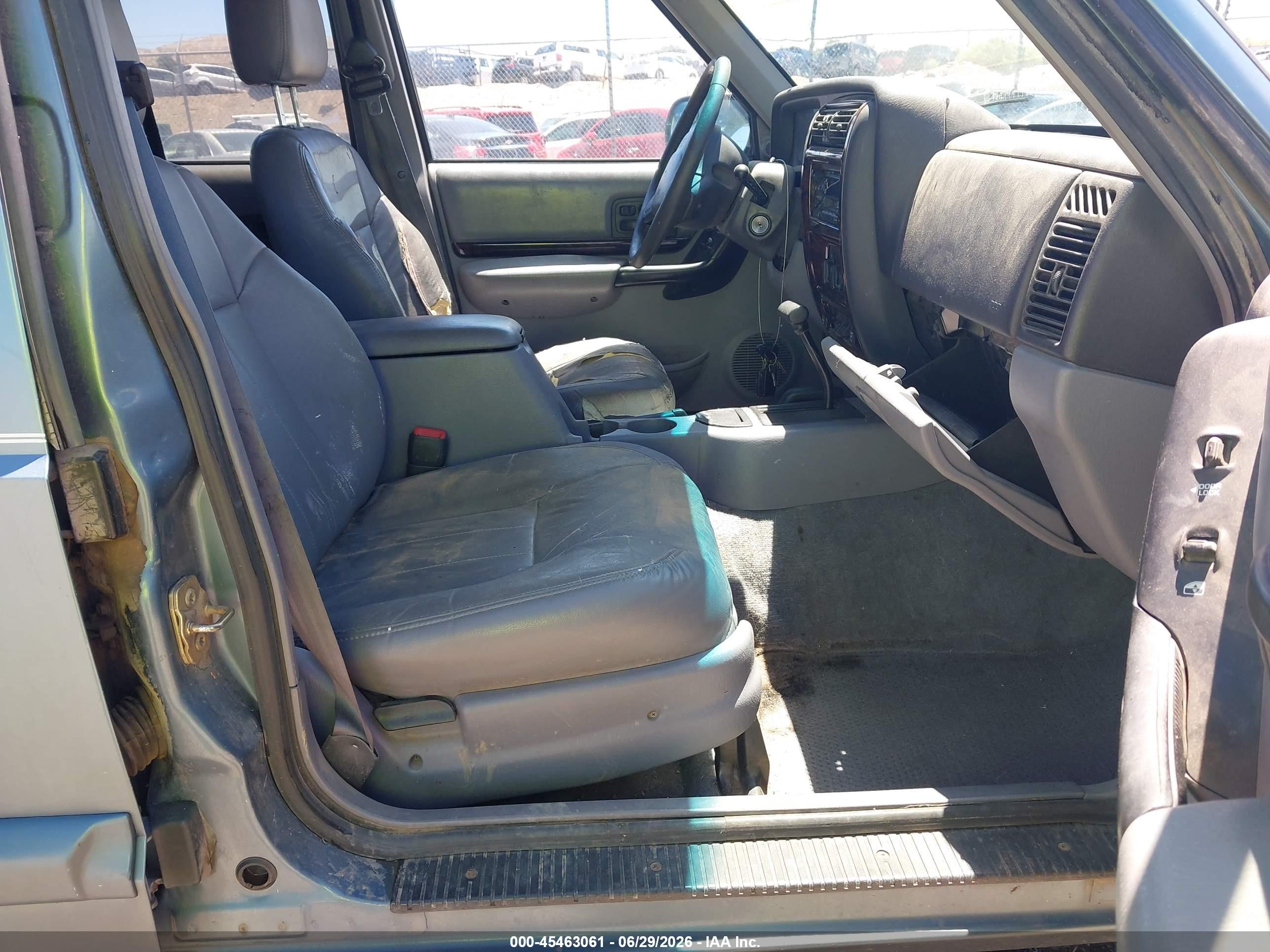 1998 Jeep Cherokee Classic/limited/sport Blue vin: 1J4FJ68S5WL132527
