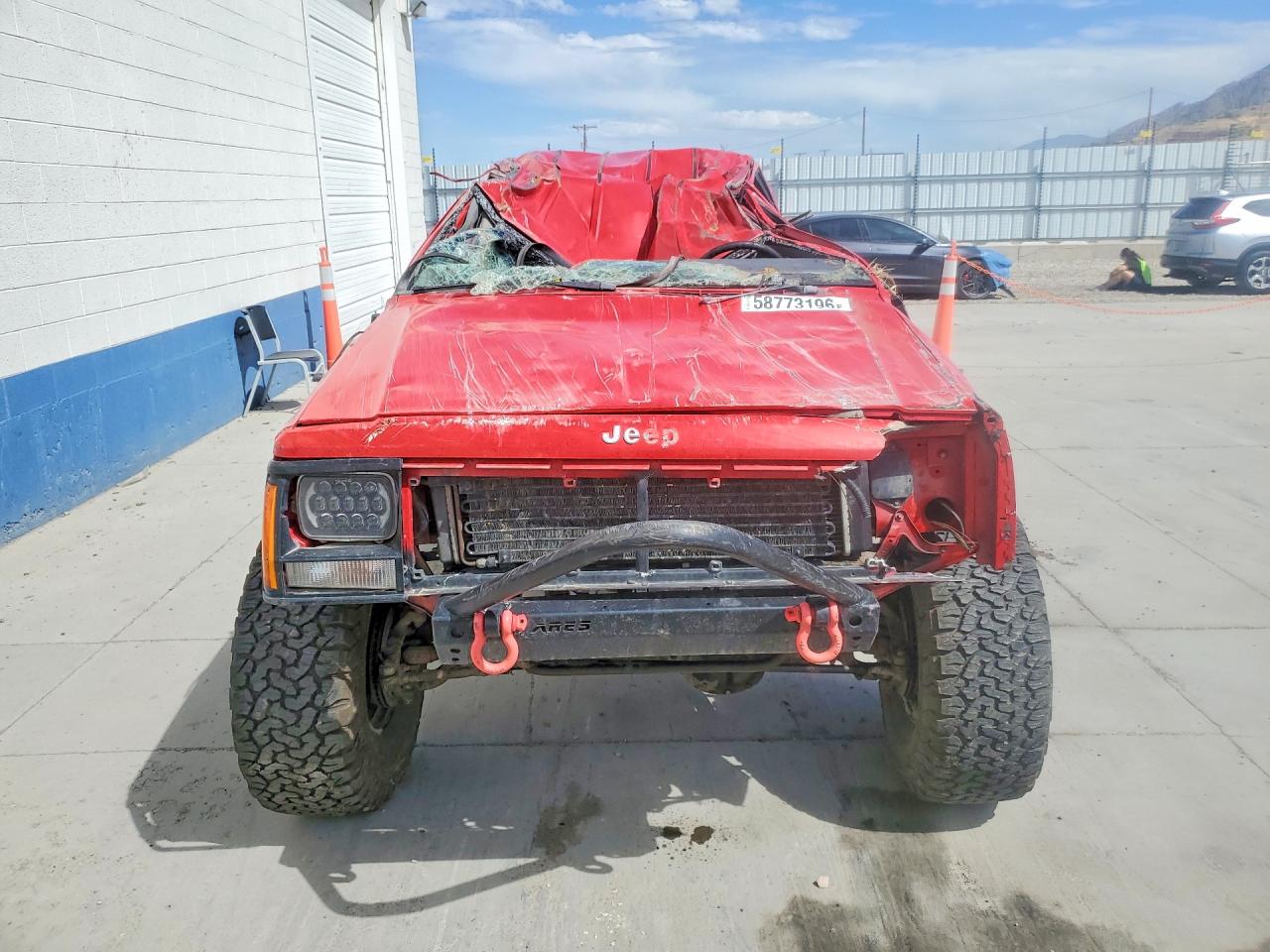 1996 Jeep Cherokee Sport Red vin: 1J4FJ68S6TL131124