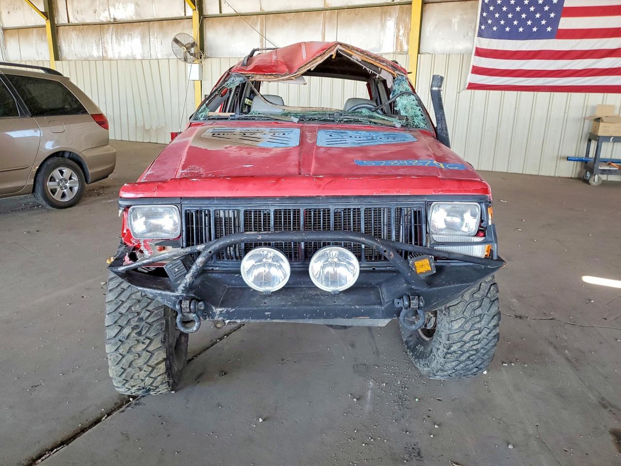 1993 Jeep Cherokee Sport Red vin: 1J4FJ68S7PL603403