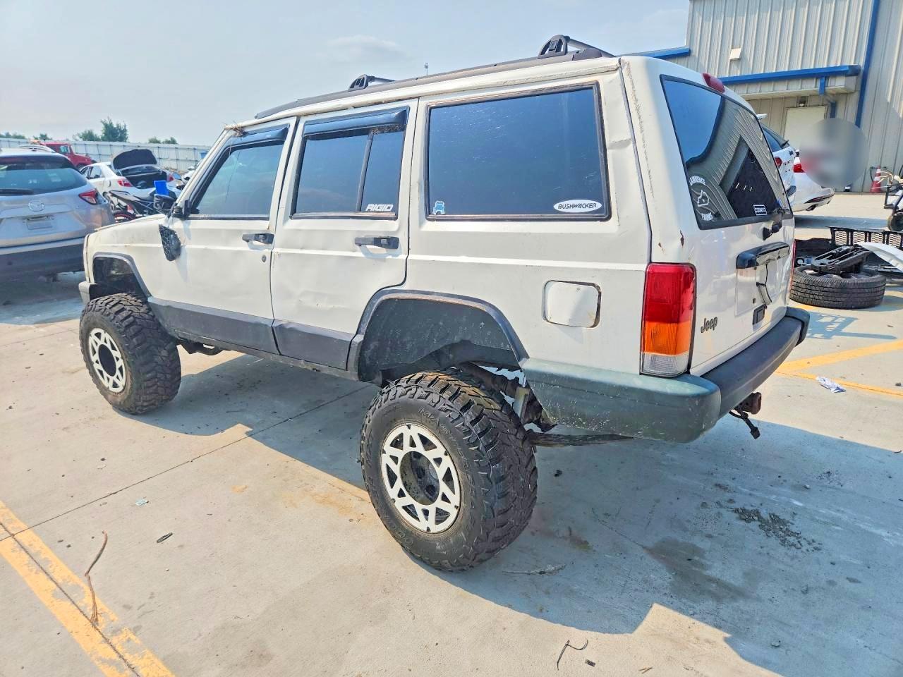 1997 Jeep Cherokee Sport White vin: 1J4FJ68S7VL528926