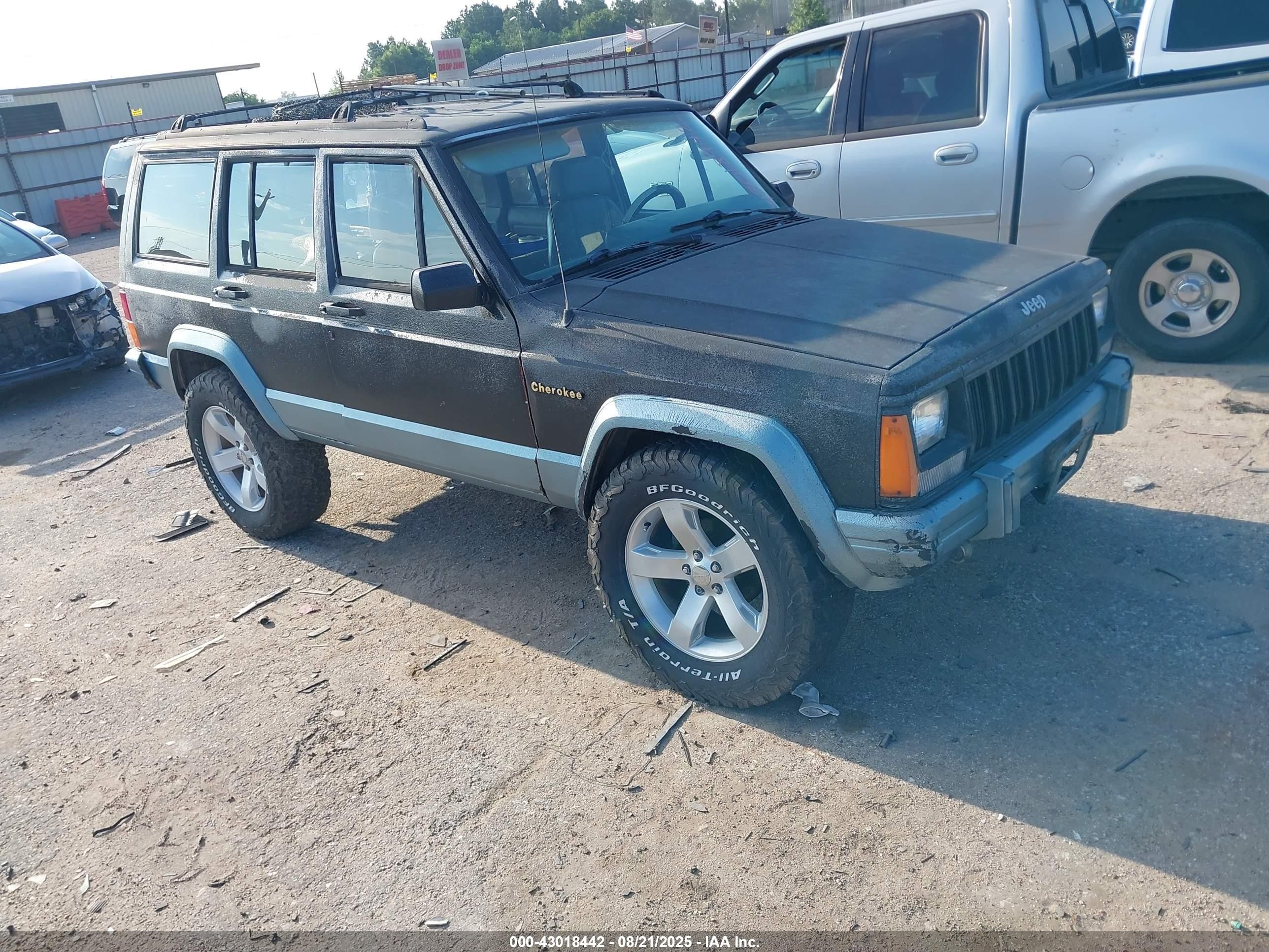 1J4FJ68S8RL193939