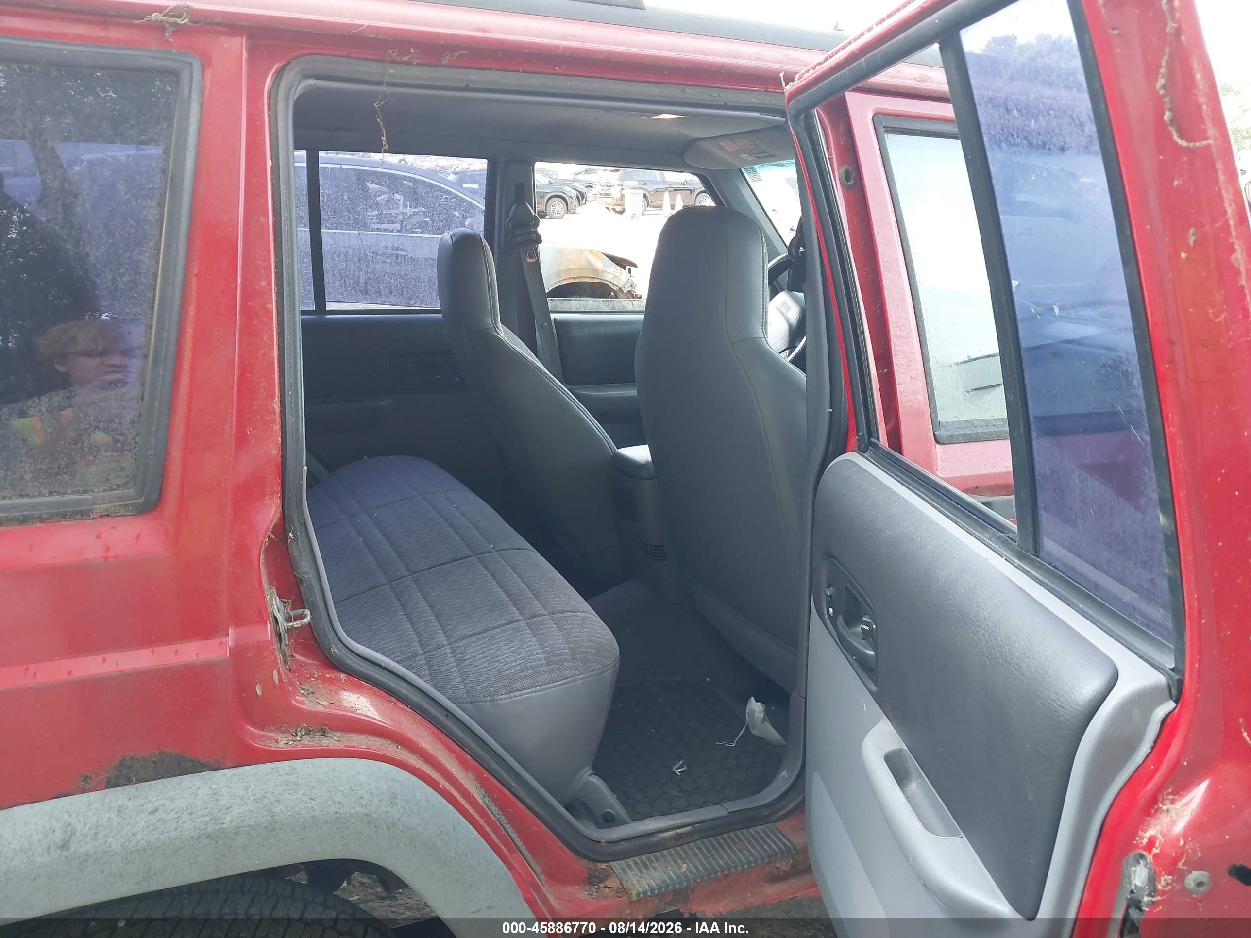 1998 Jeep Cherokee Classic/sport Red vin: 1J4FJ68S8WL238132