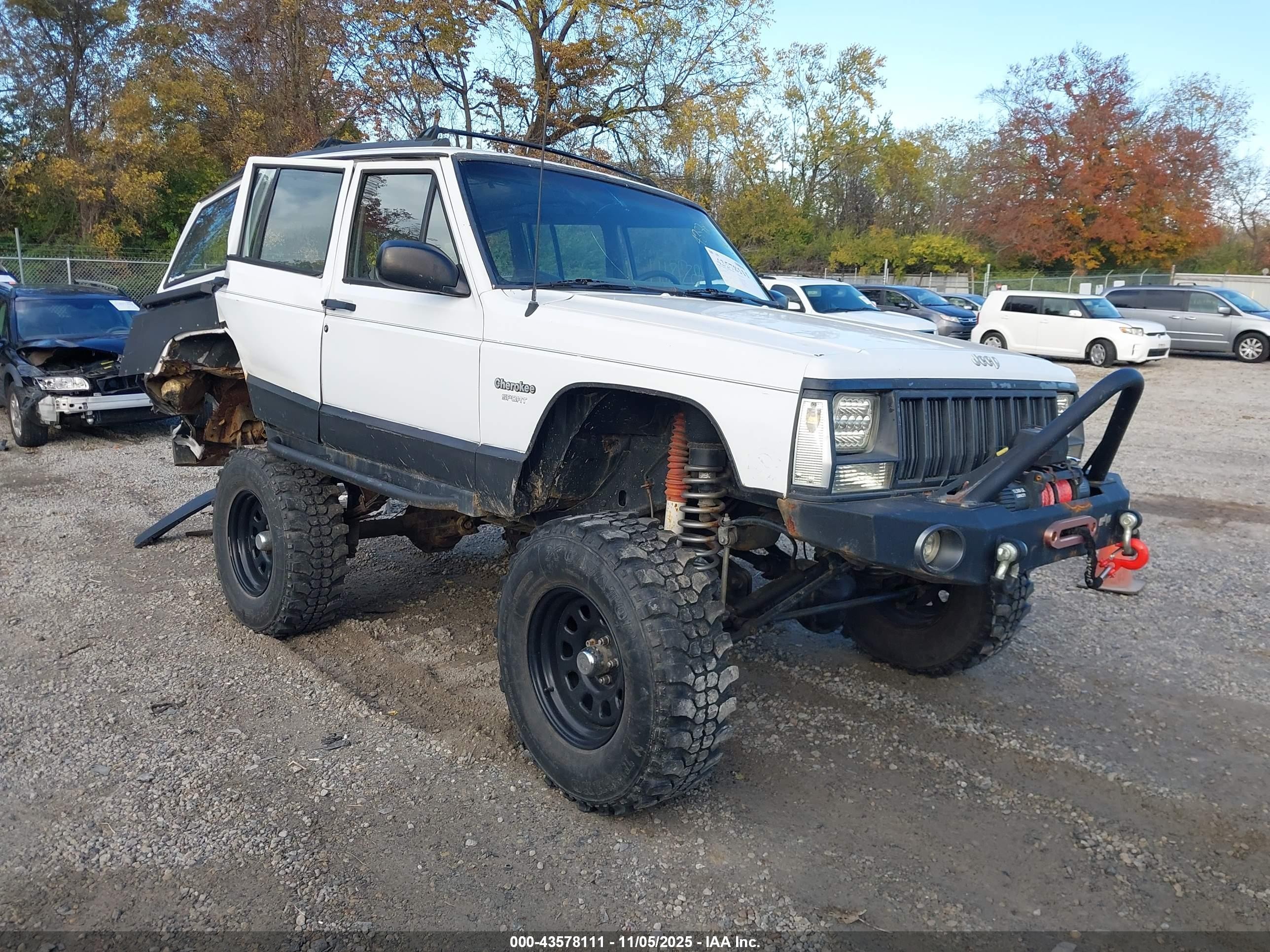 1993 Jeep Cherokee Sport White vin: 1J4FJ68S9PL515923
