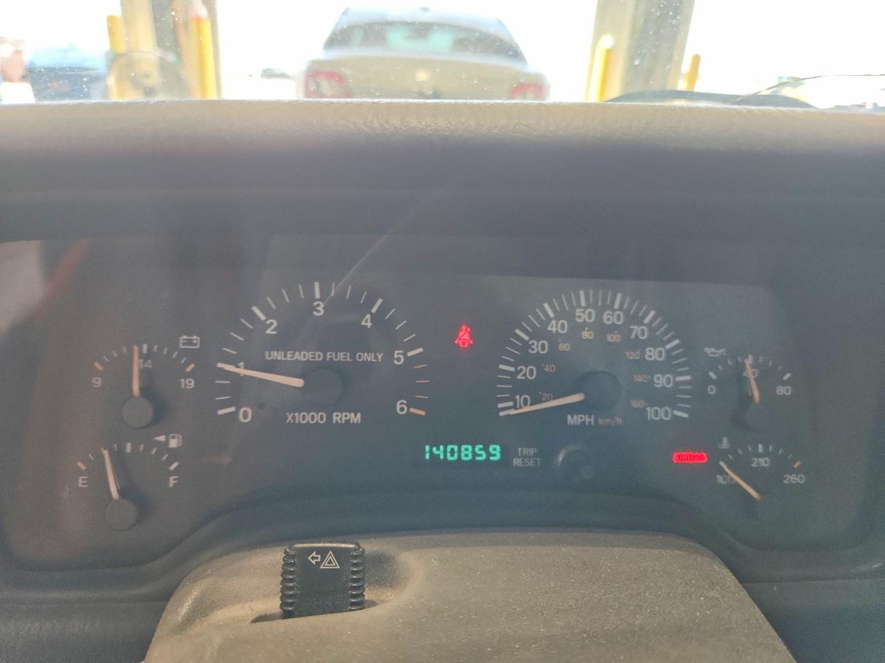 1998 Jeep Cherokee Sport White vin: 1J4FJ68S9WL271480