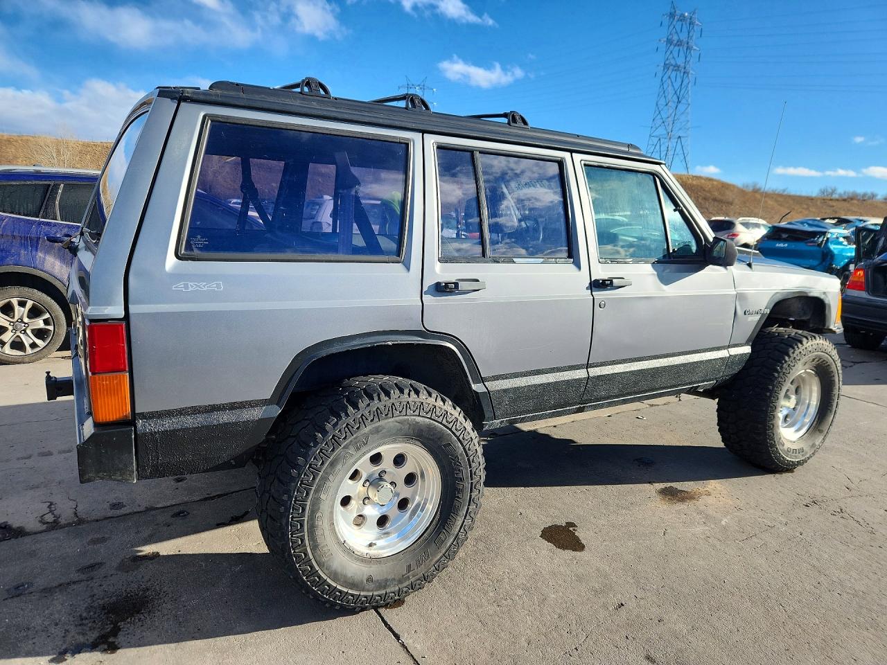 1993 Jeep Cherokee Sport Gray vin: 1J4FJ68SXPL611639