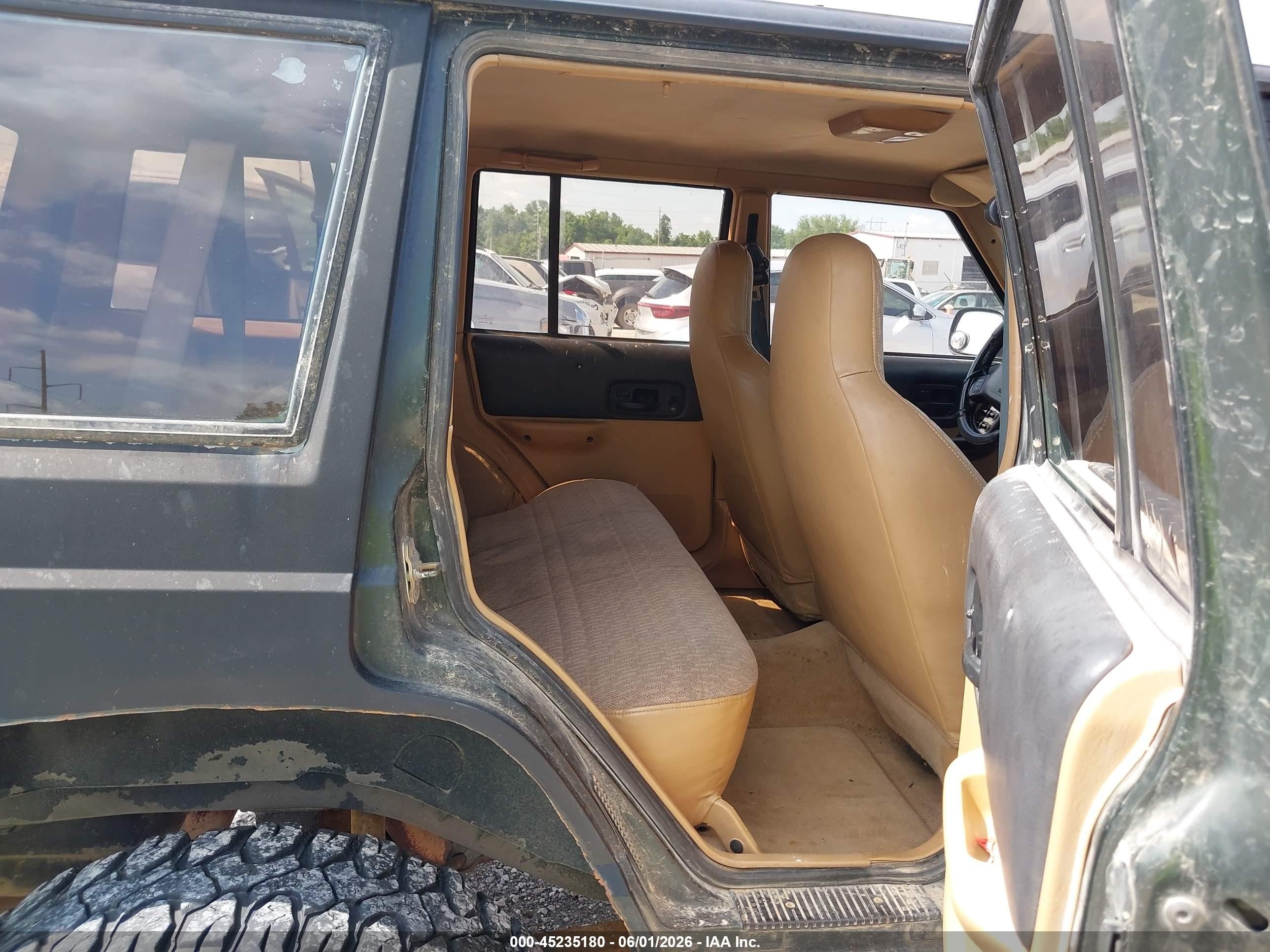 1998 Jeep Cherokee Classic/sport Black vin: 1J4FJ68SXWL235250