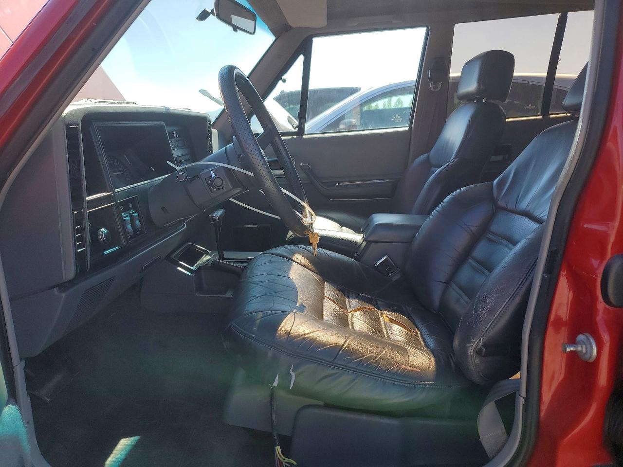 1989 Jeep Cherokee Limited Red vin: 1J4FJ78L0KL453724